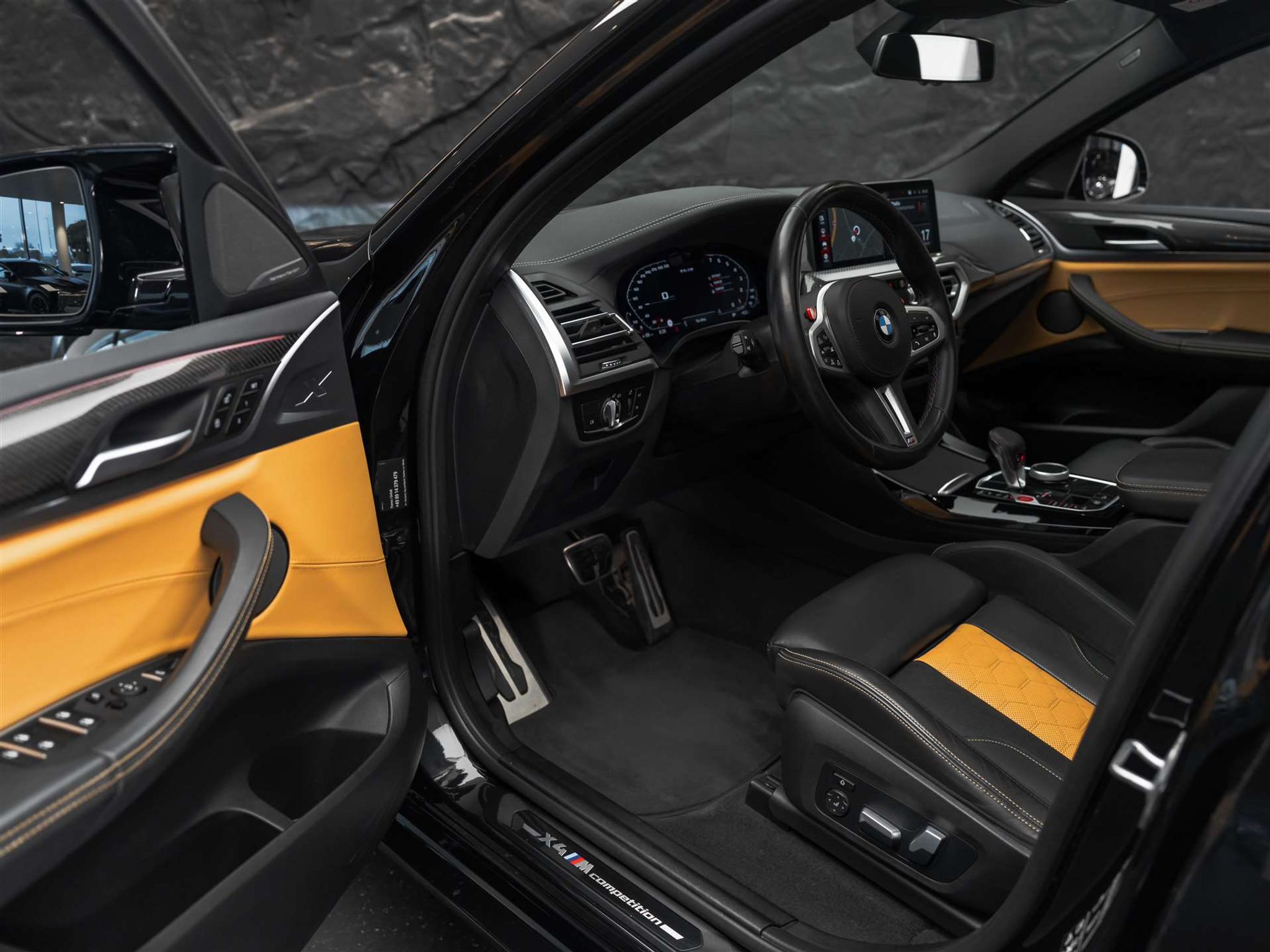 listing desktop thumbnail image 7