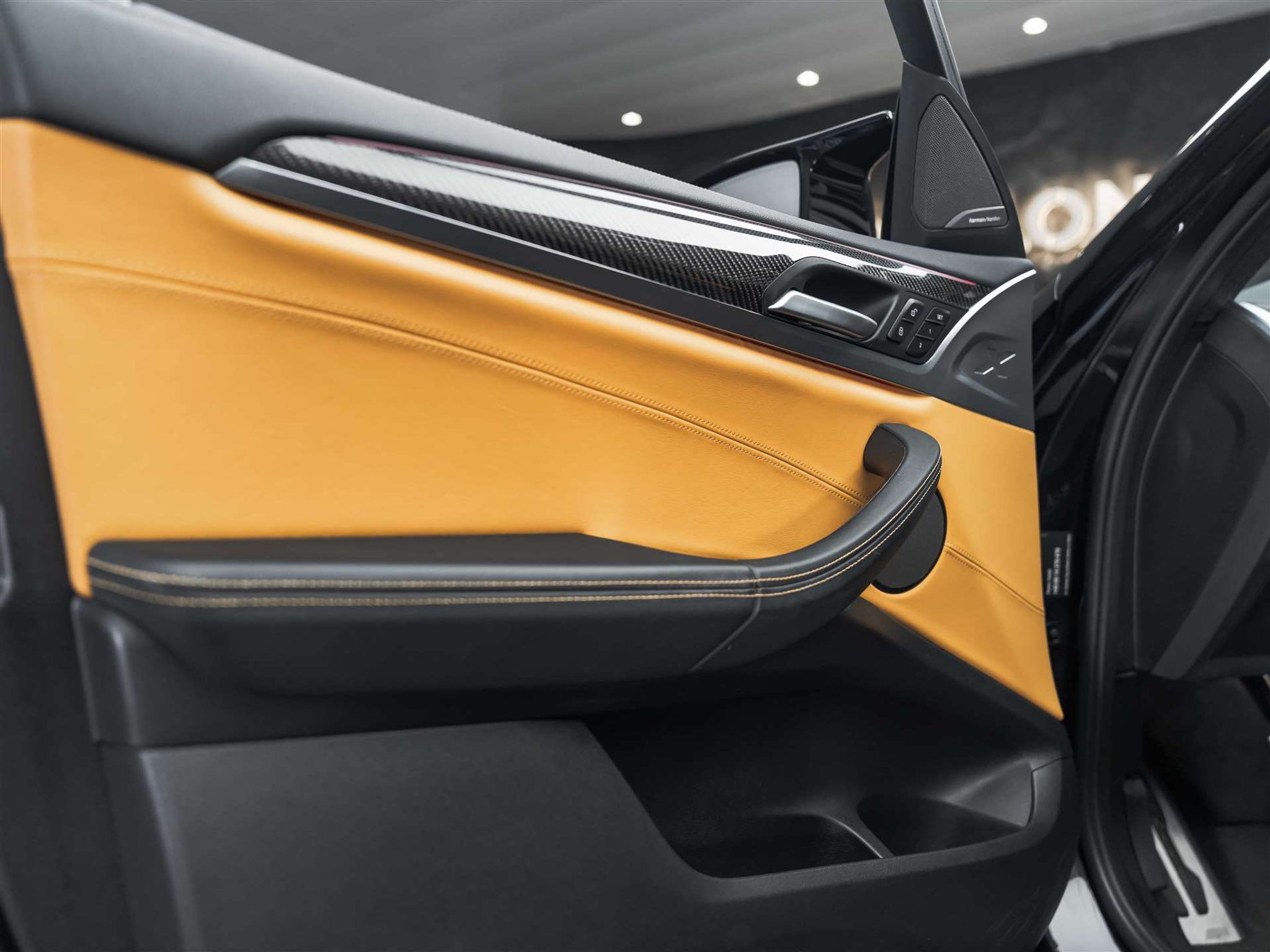 listing desktop thumbnail image 23