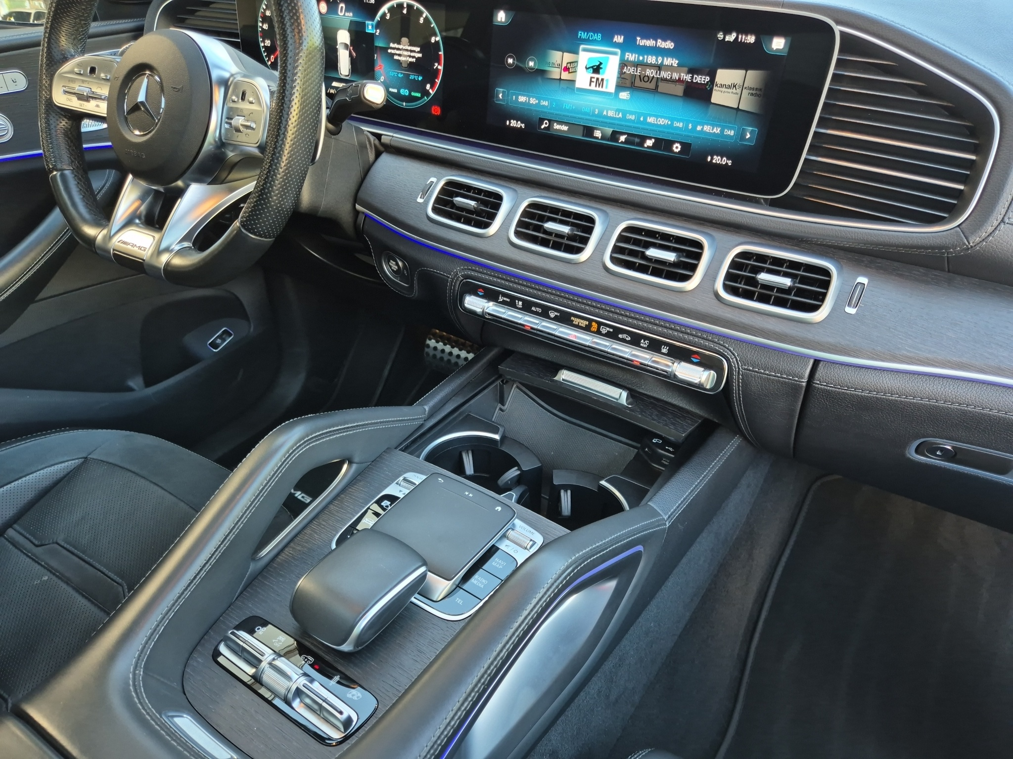 listing desktop thumbnail image 17