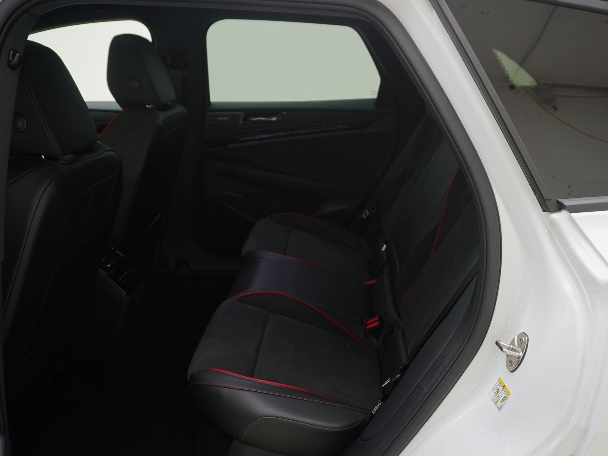 listing desktop thumbnail image 14