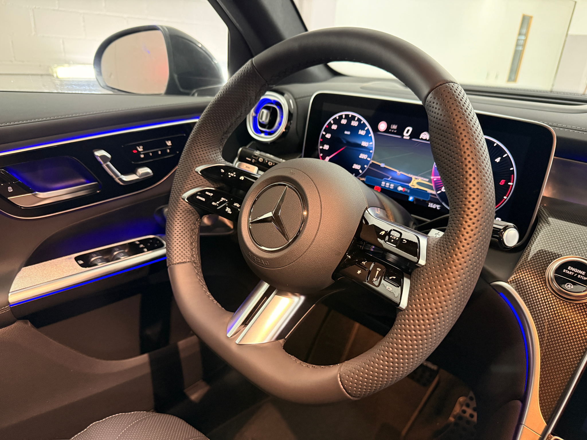 listing desktop thumbnail image 13