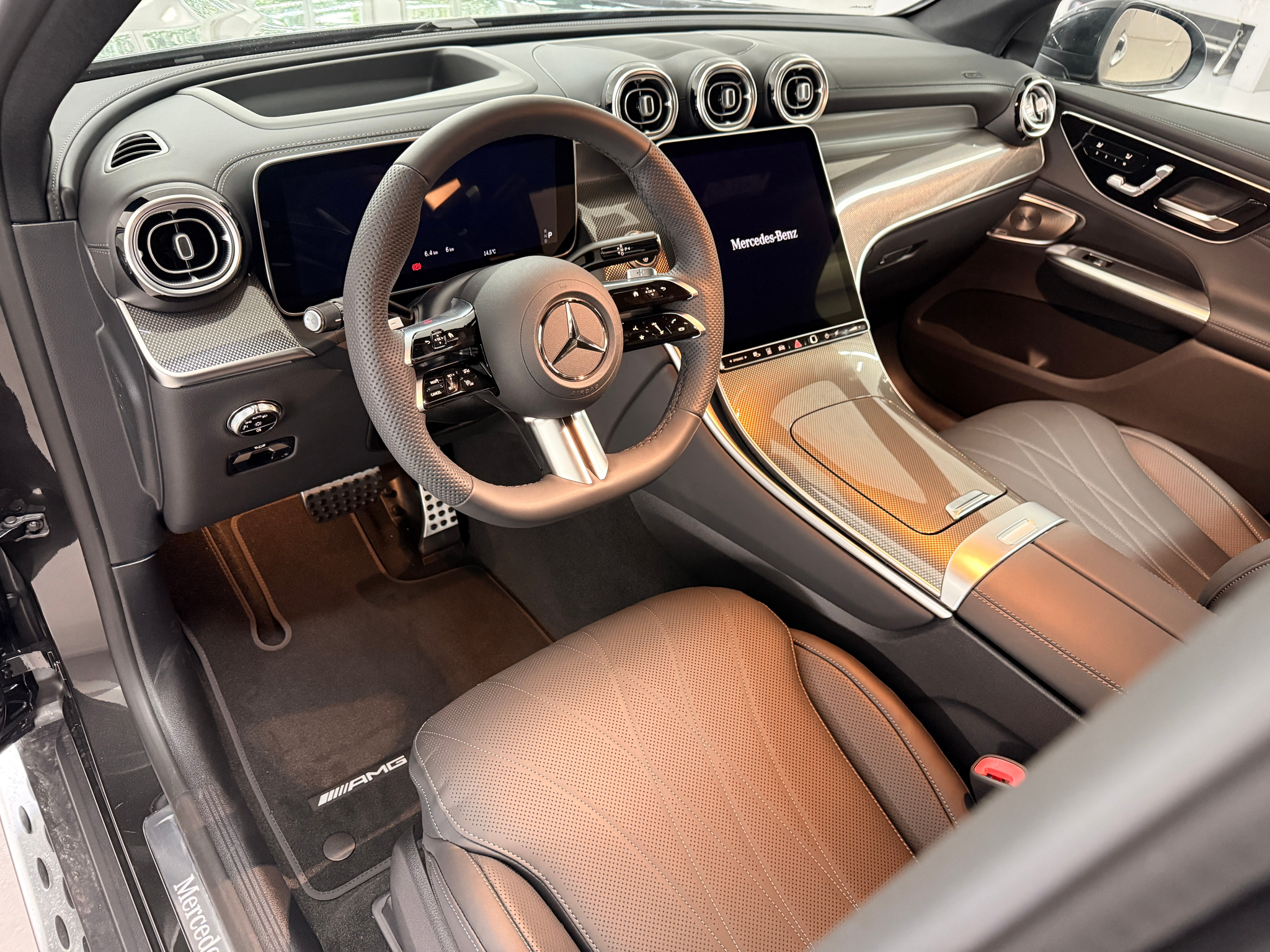 listing desktop thumbnail image 6