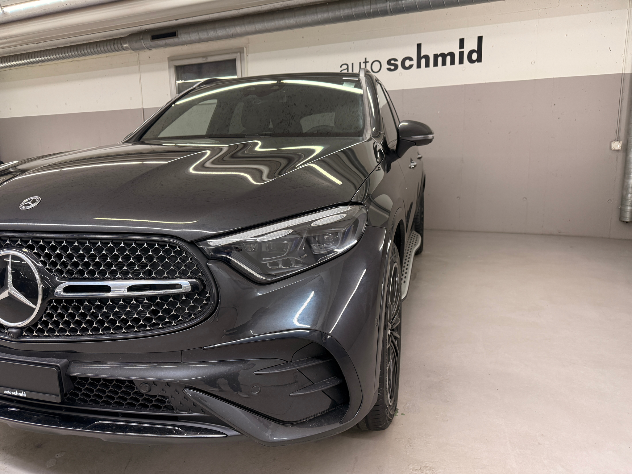 listing desktop thumbnail image 4