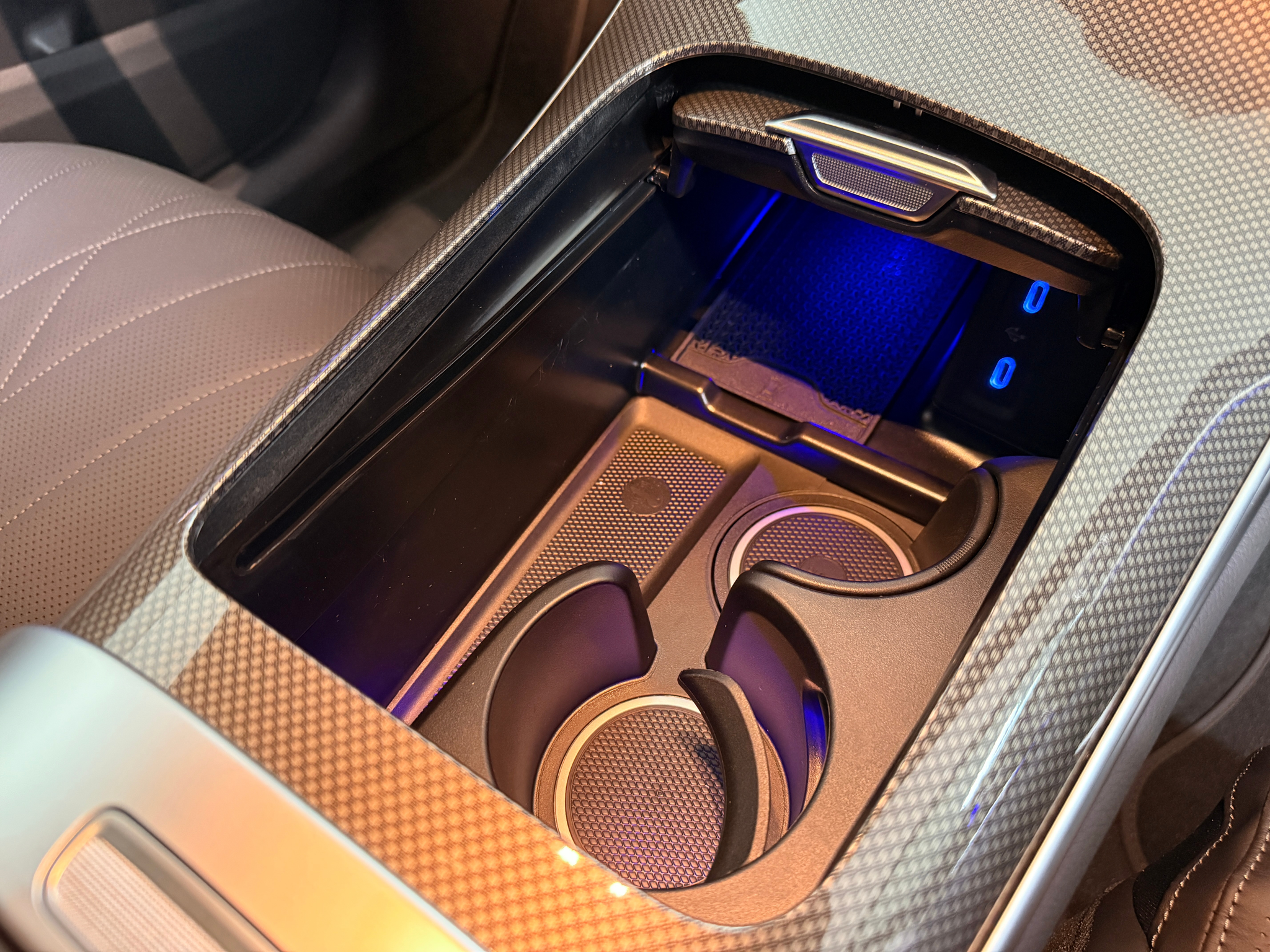 listing desktop thumbnail image 15