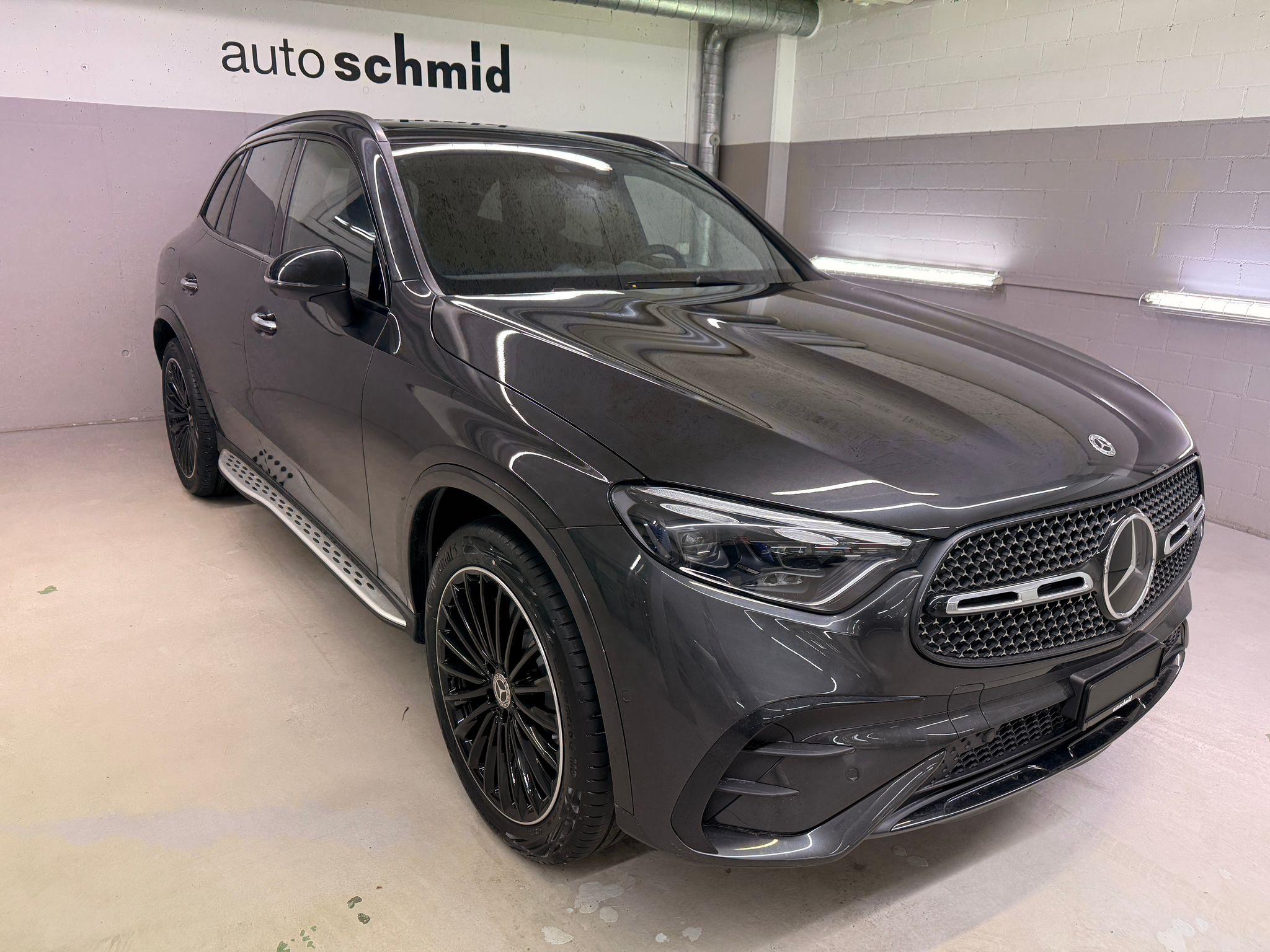 listing desktop thumbnail image 1