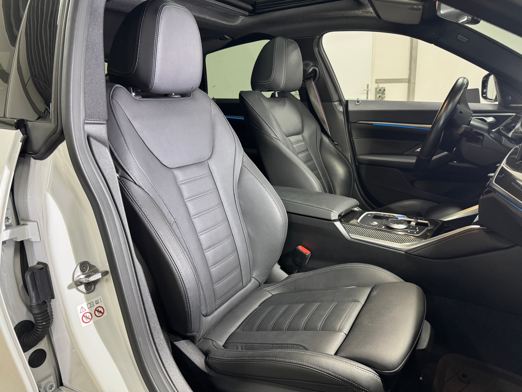 listing desktop thumbnail image 6