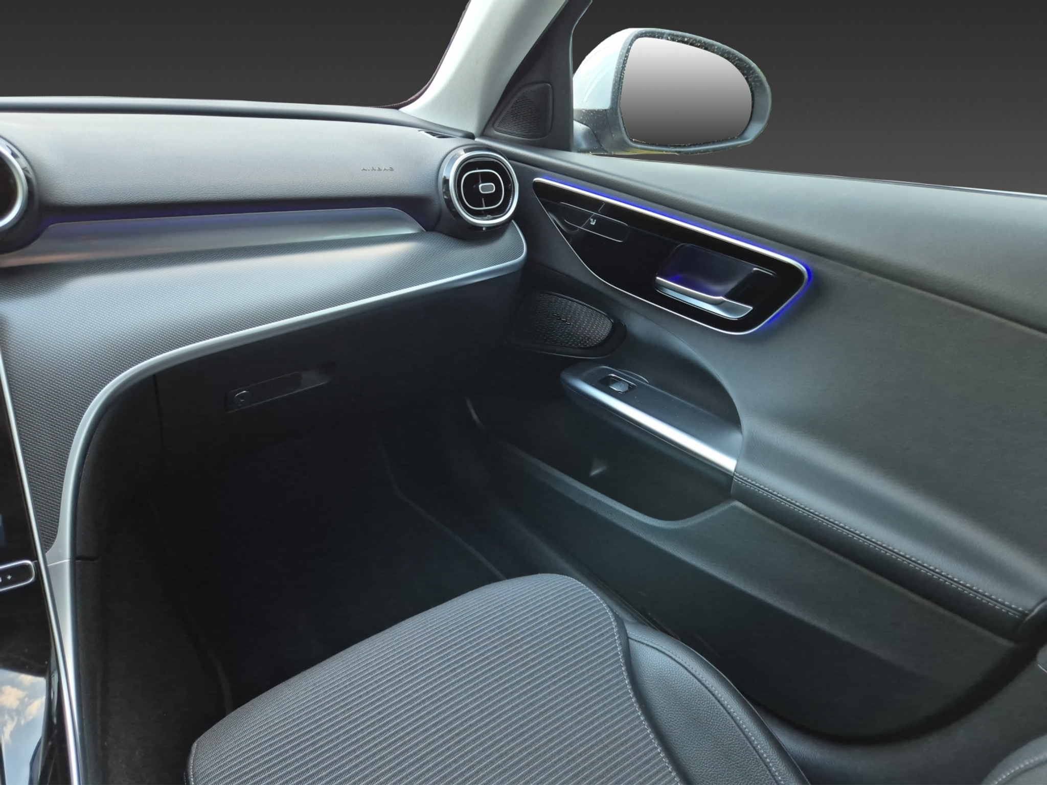 listing desktop thumbnail image 19