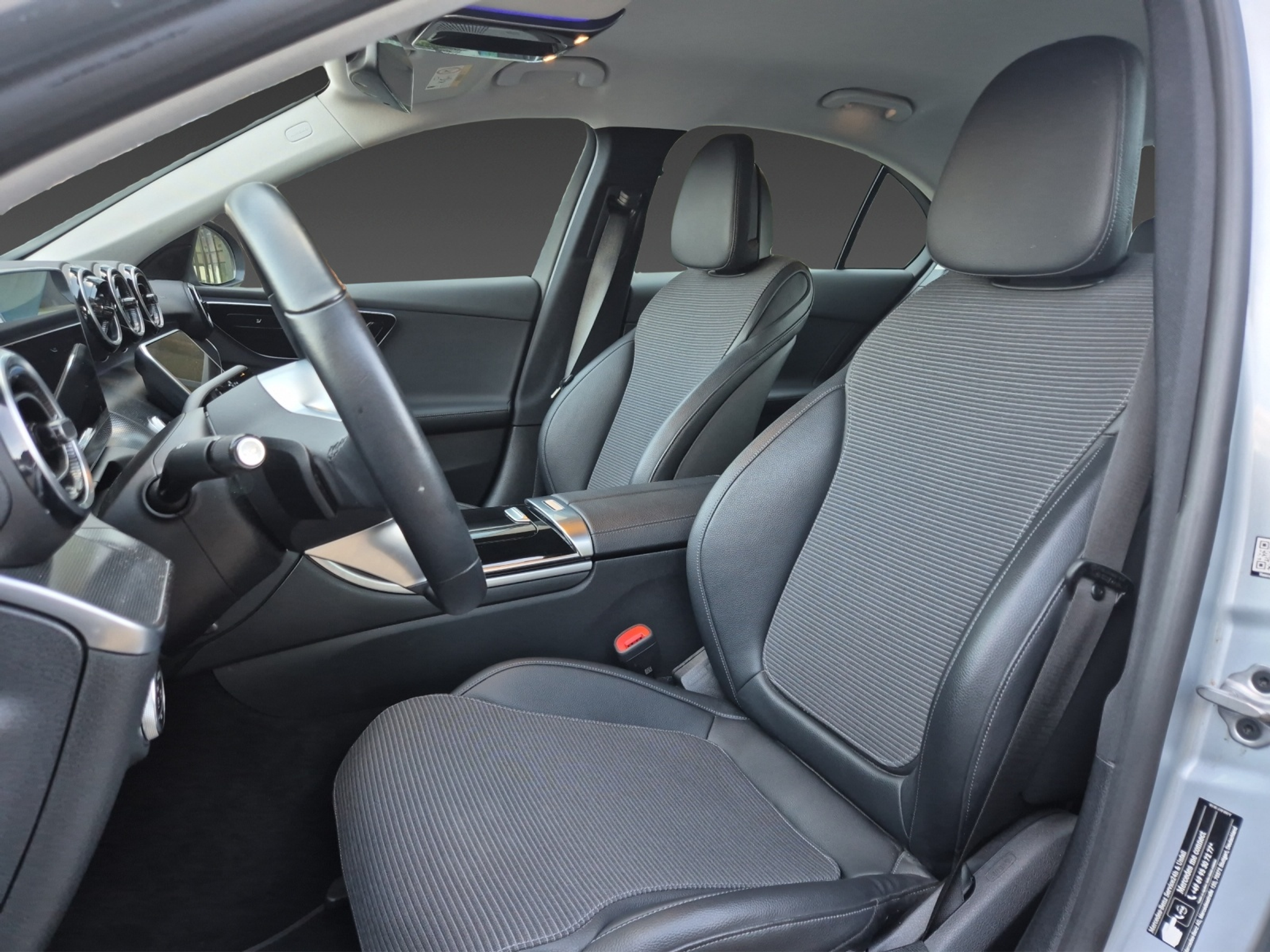 listing desktop thumbnail image 13