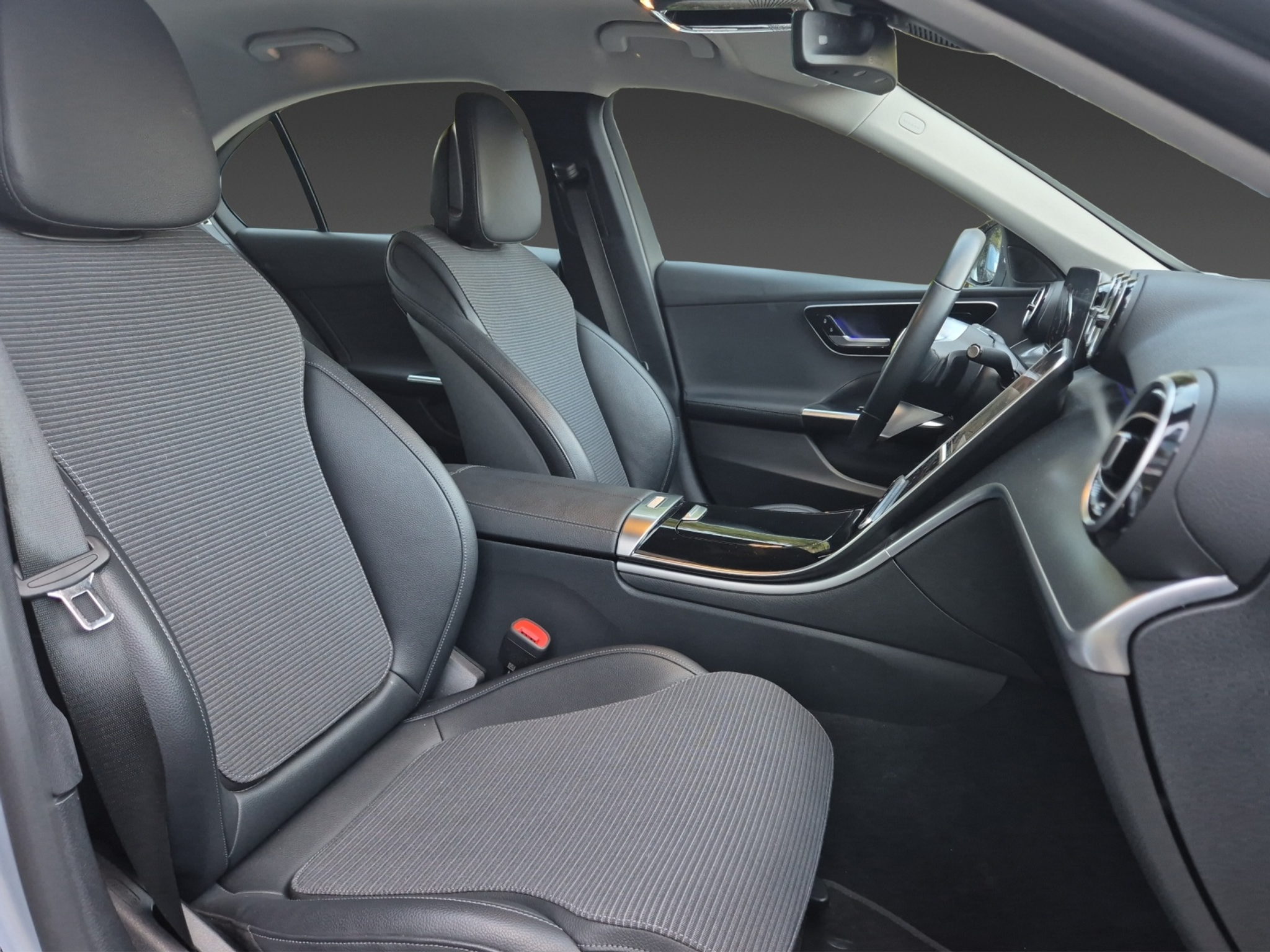 listing desktop thumbnail image 14