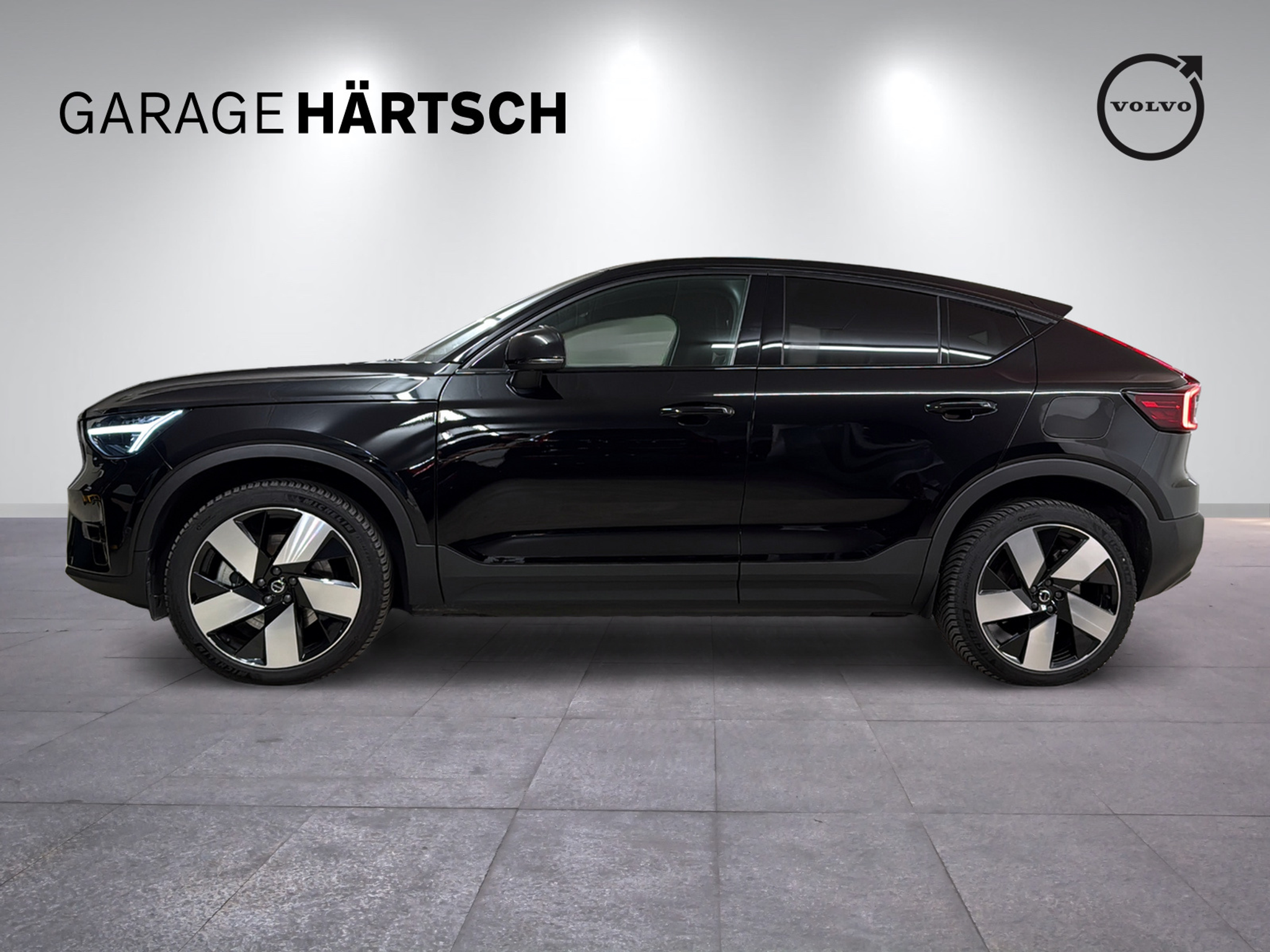 listing desktop thumbnail image 1