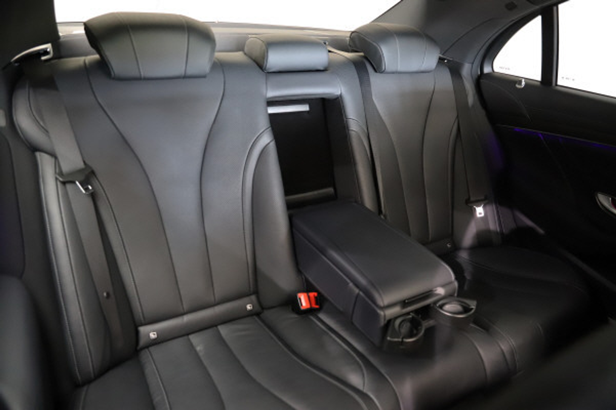 listing desktop thumbnail image 10