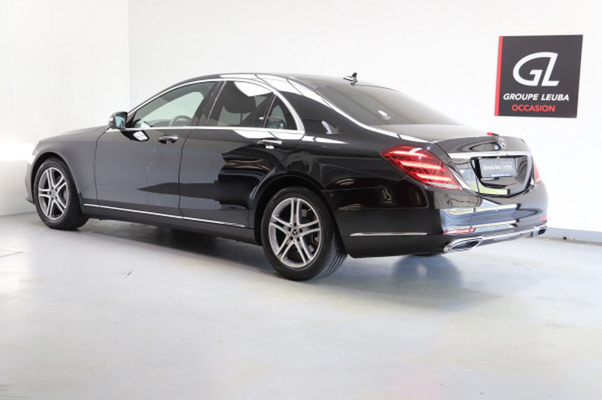 listing desktop thumbnail image 2