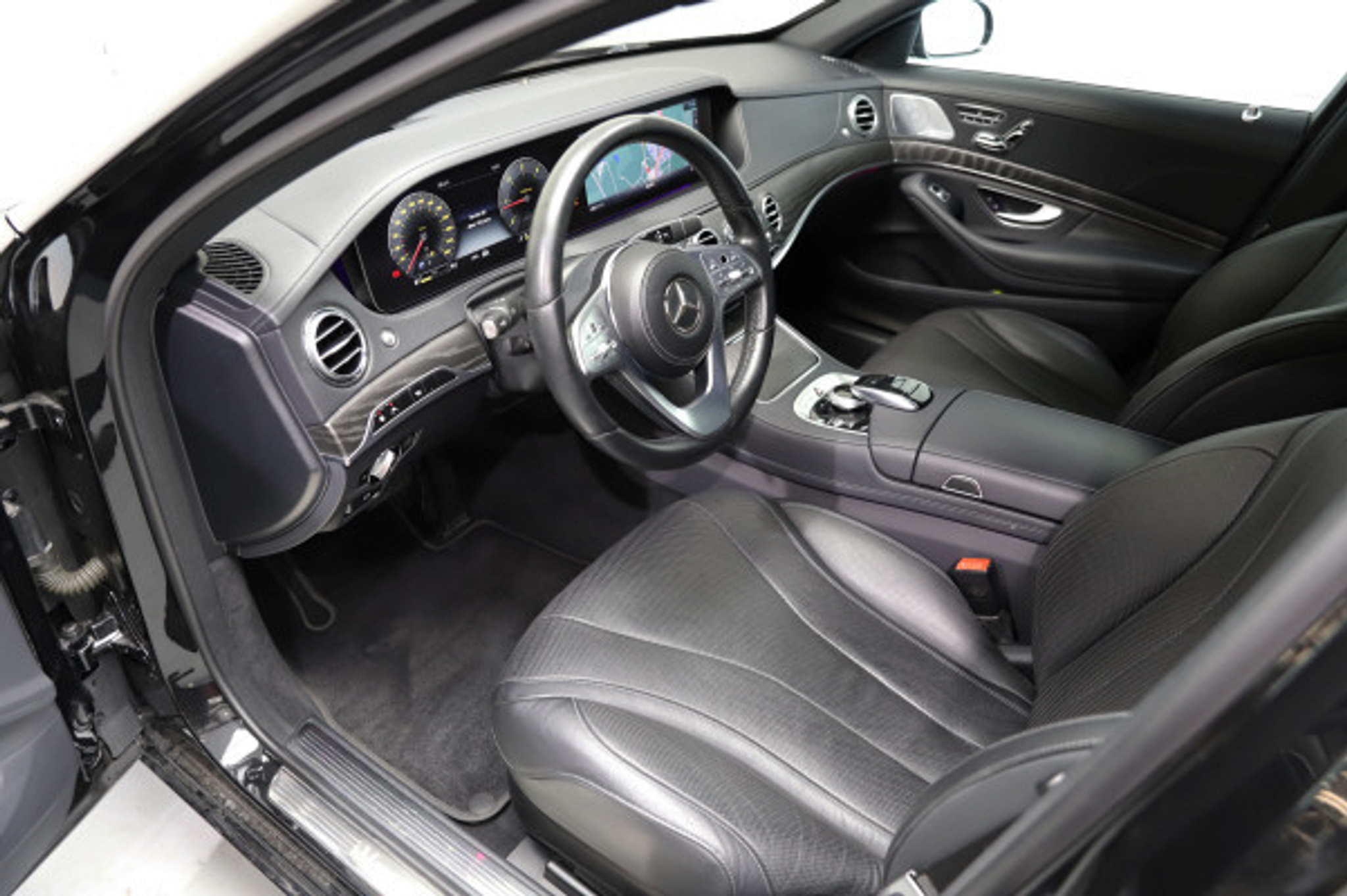 listing desktop thumbnail image 7