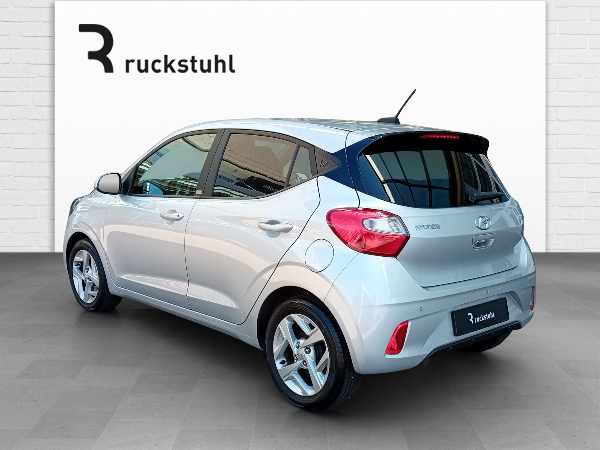 listing desktop thumbnail image 2