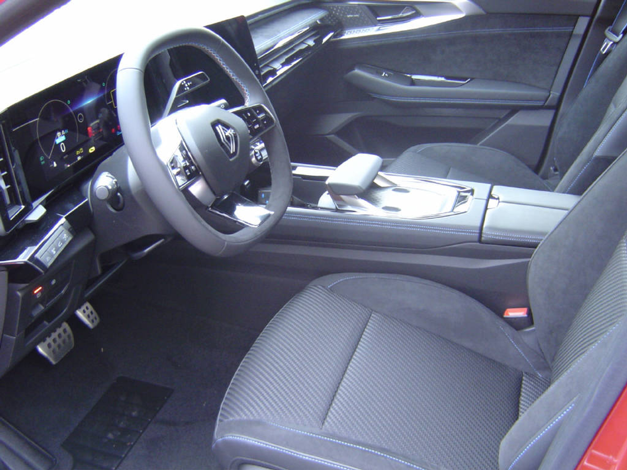 listing desktop thumbnail image 3