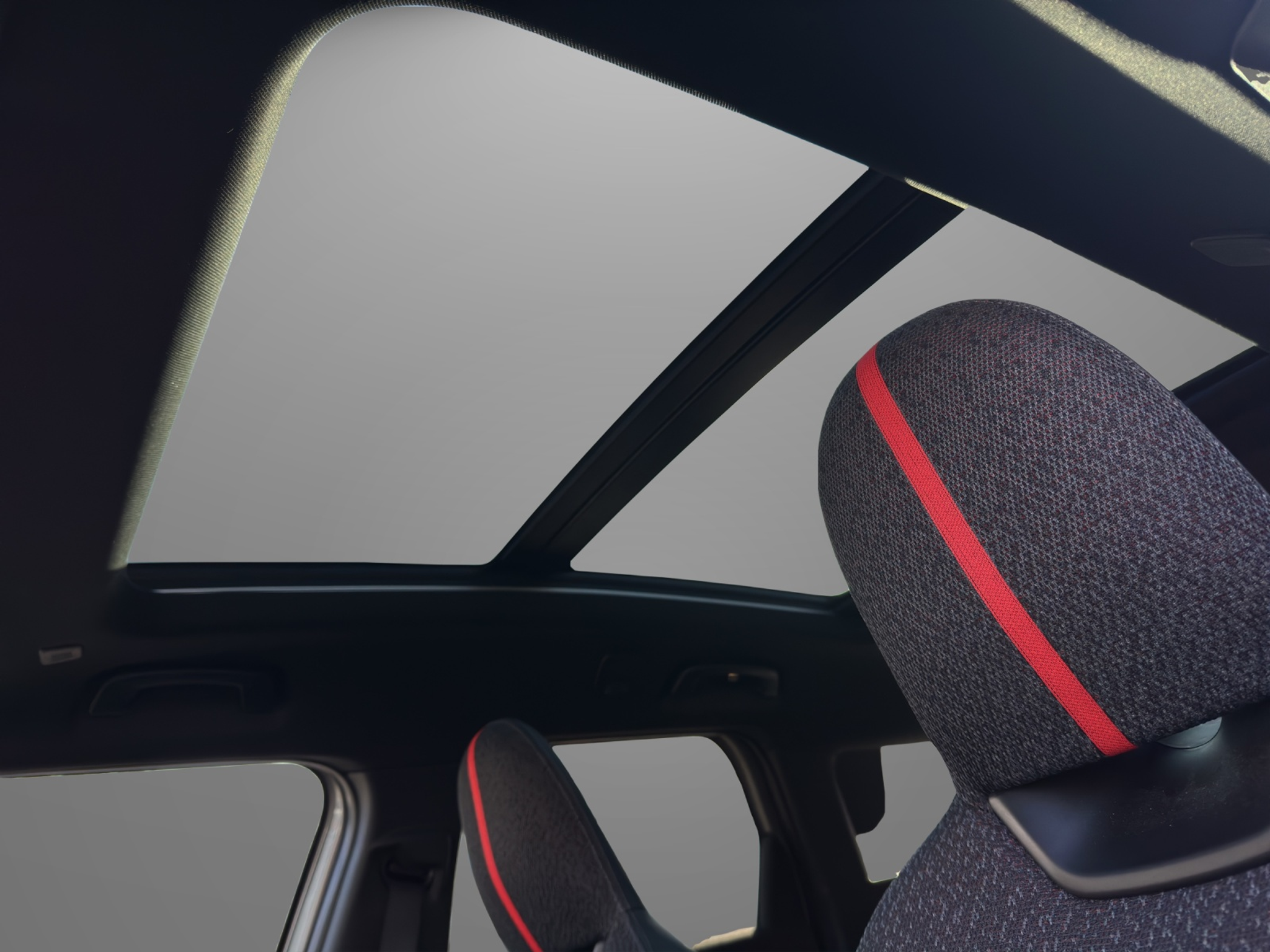 listing desktop thumbnail image 8