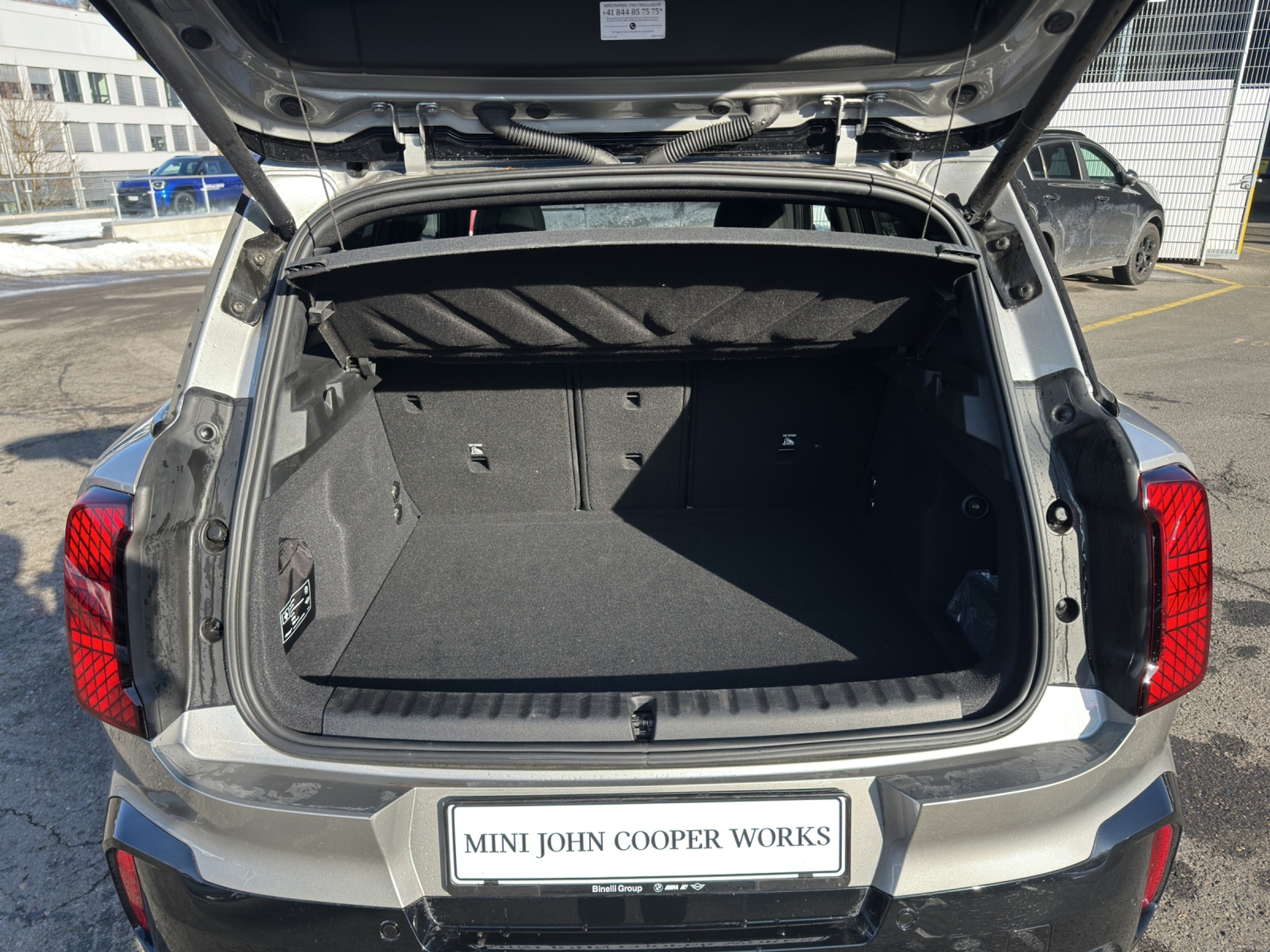 listing desktop thumbnail image 13