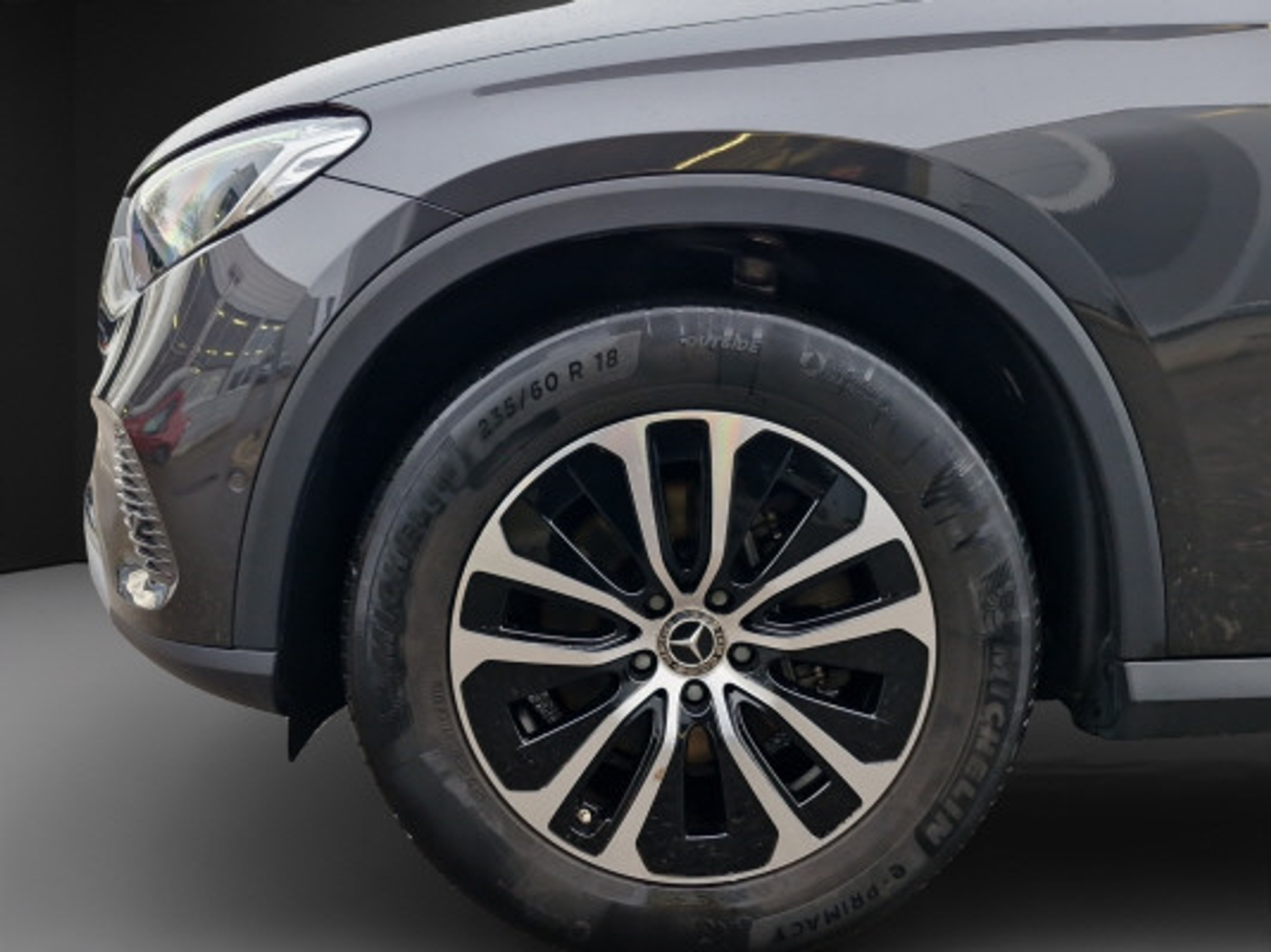 listing desktop thumbnail image 2