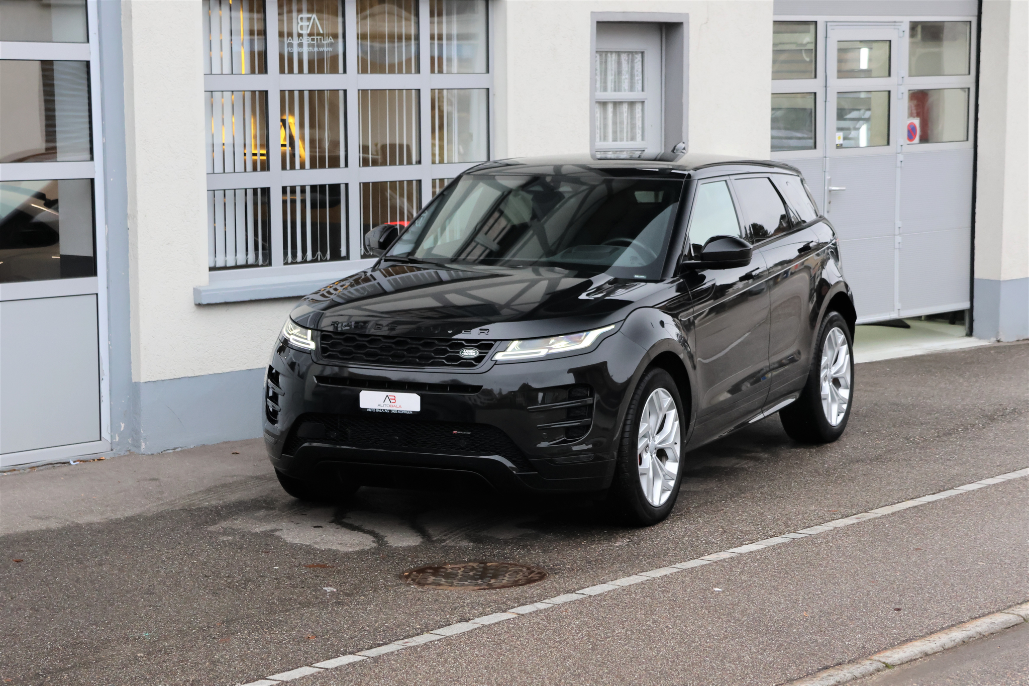 listing desktop thumbnail image 0