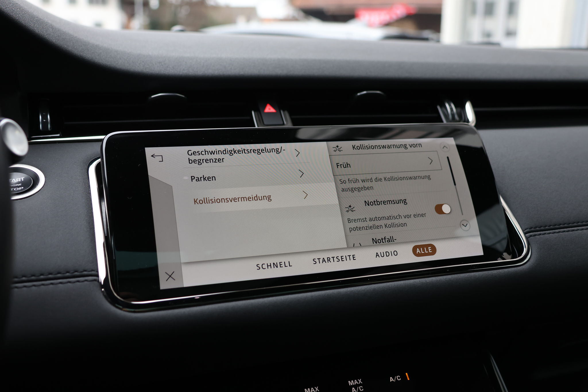 listing desktop thumbnail image 22