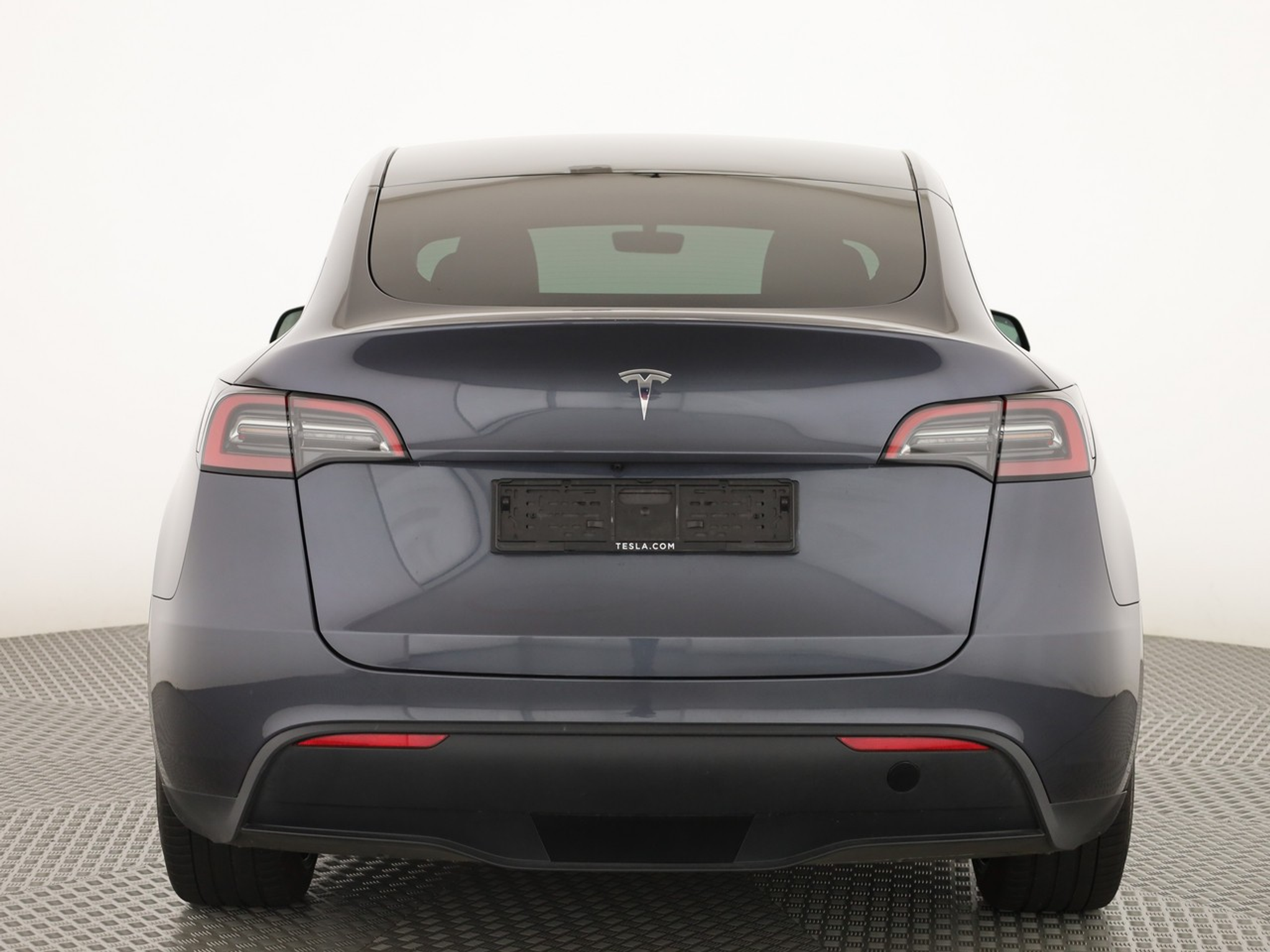 listing desktop thumbnail image 3