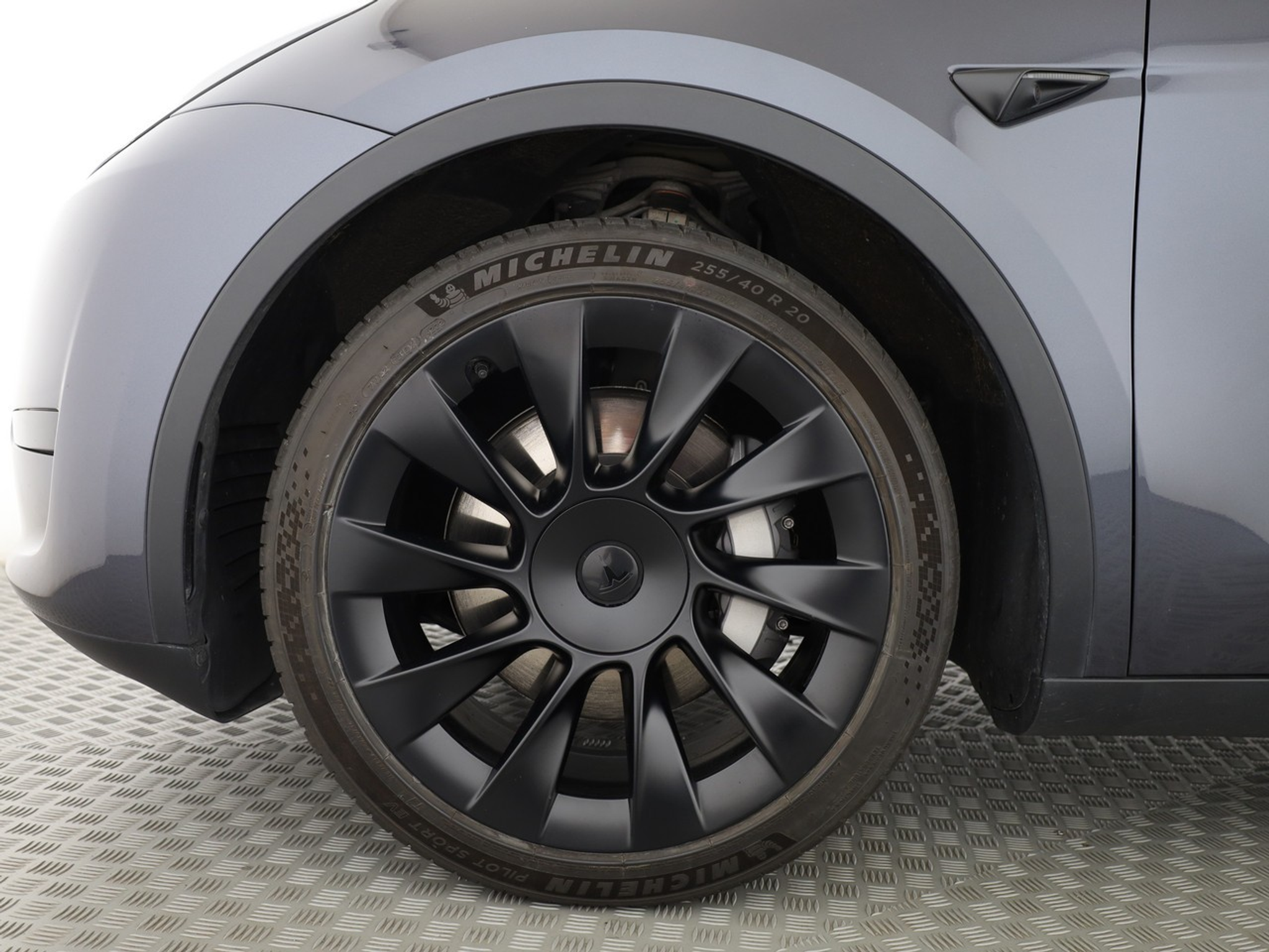 listing desktop thumbnail image 5