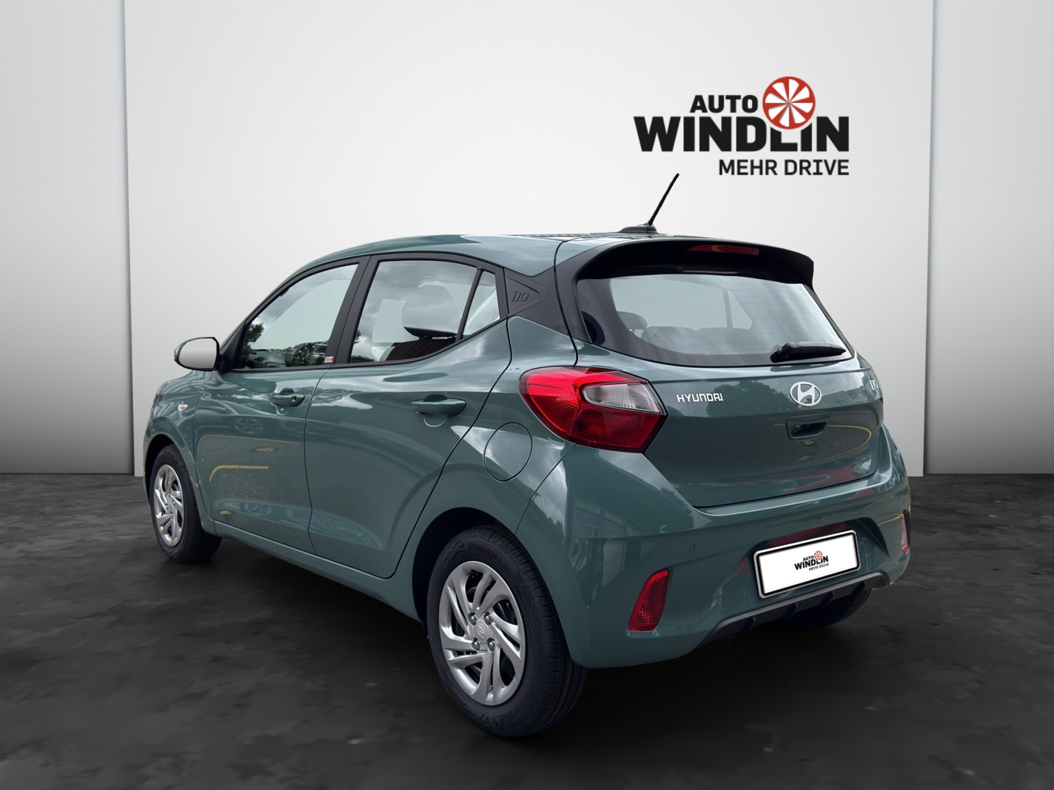 listing desktop thumbnail image 3