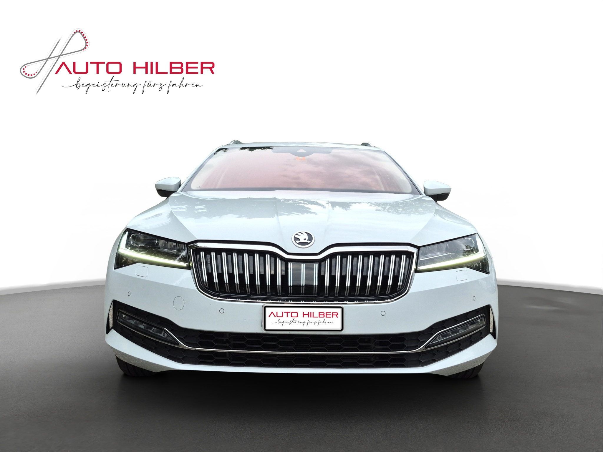 listing desktop thumbnail image 1