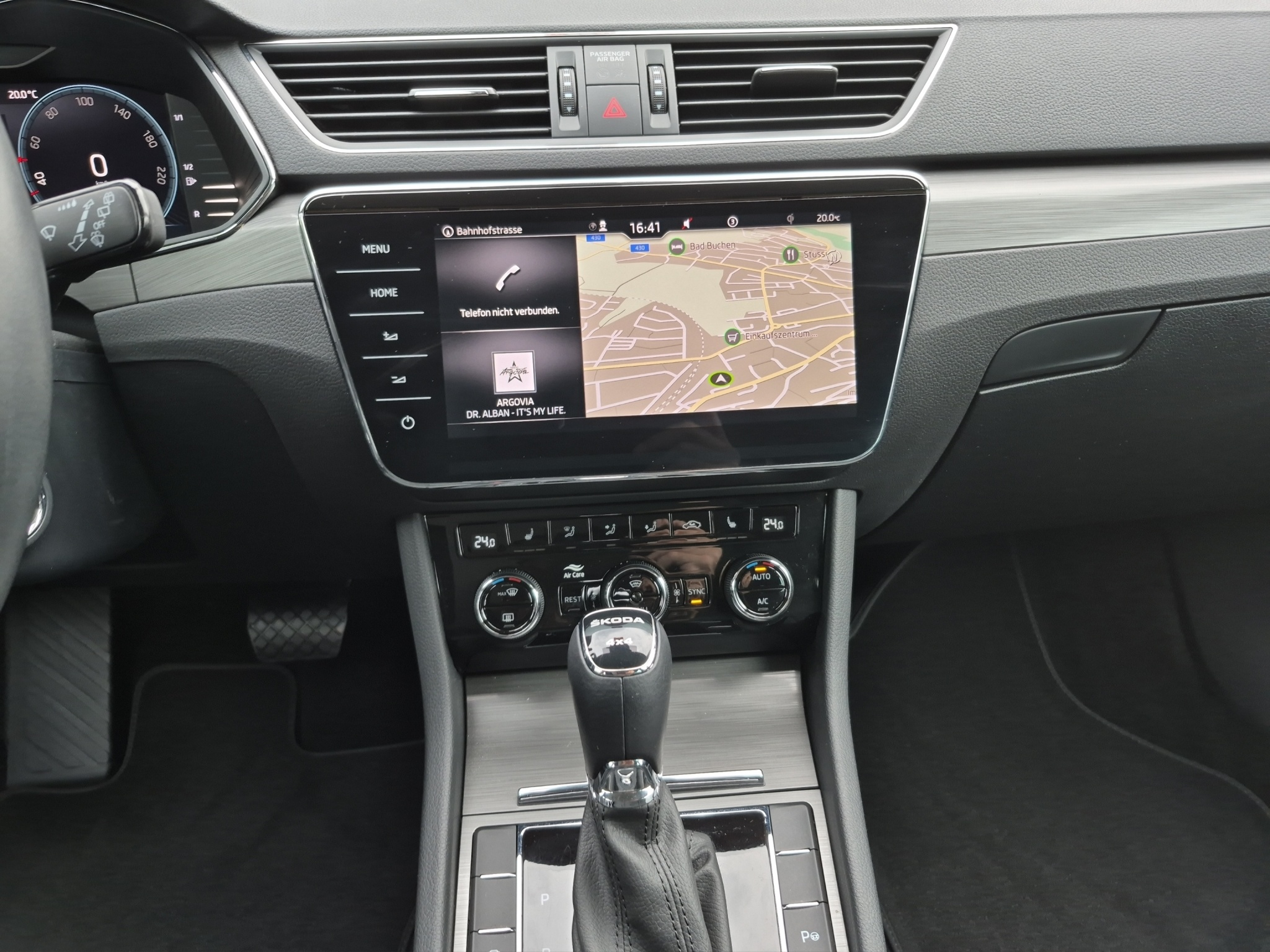 listing desktop thumbnail image 10