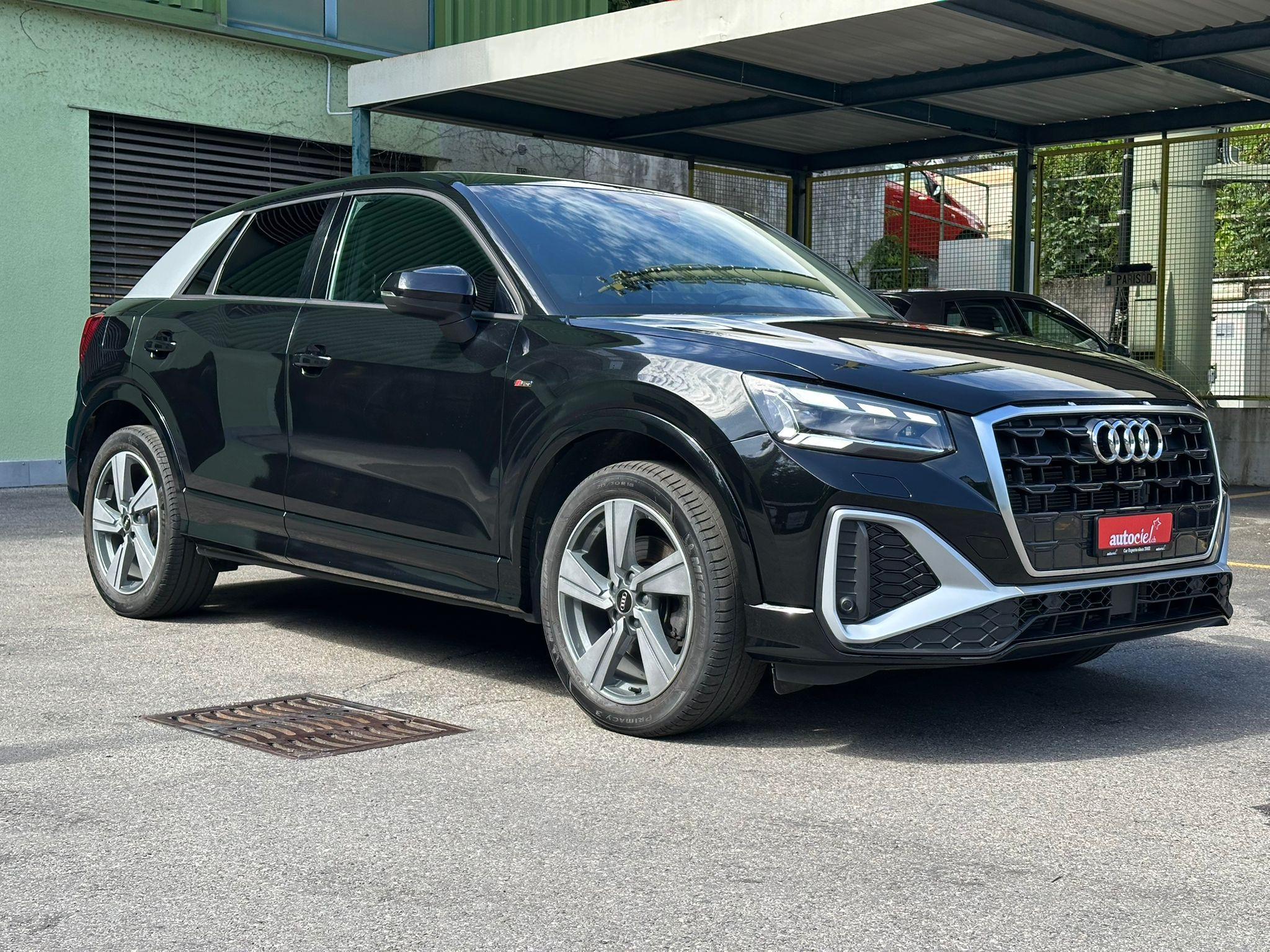 listing desktop thumbnail image 6