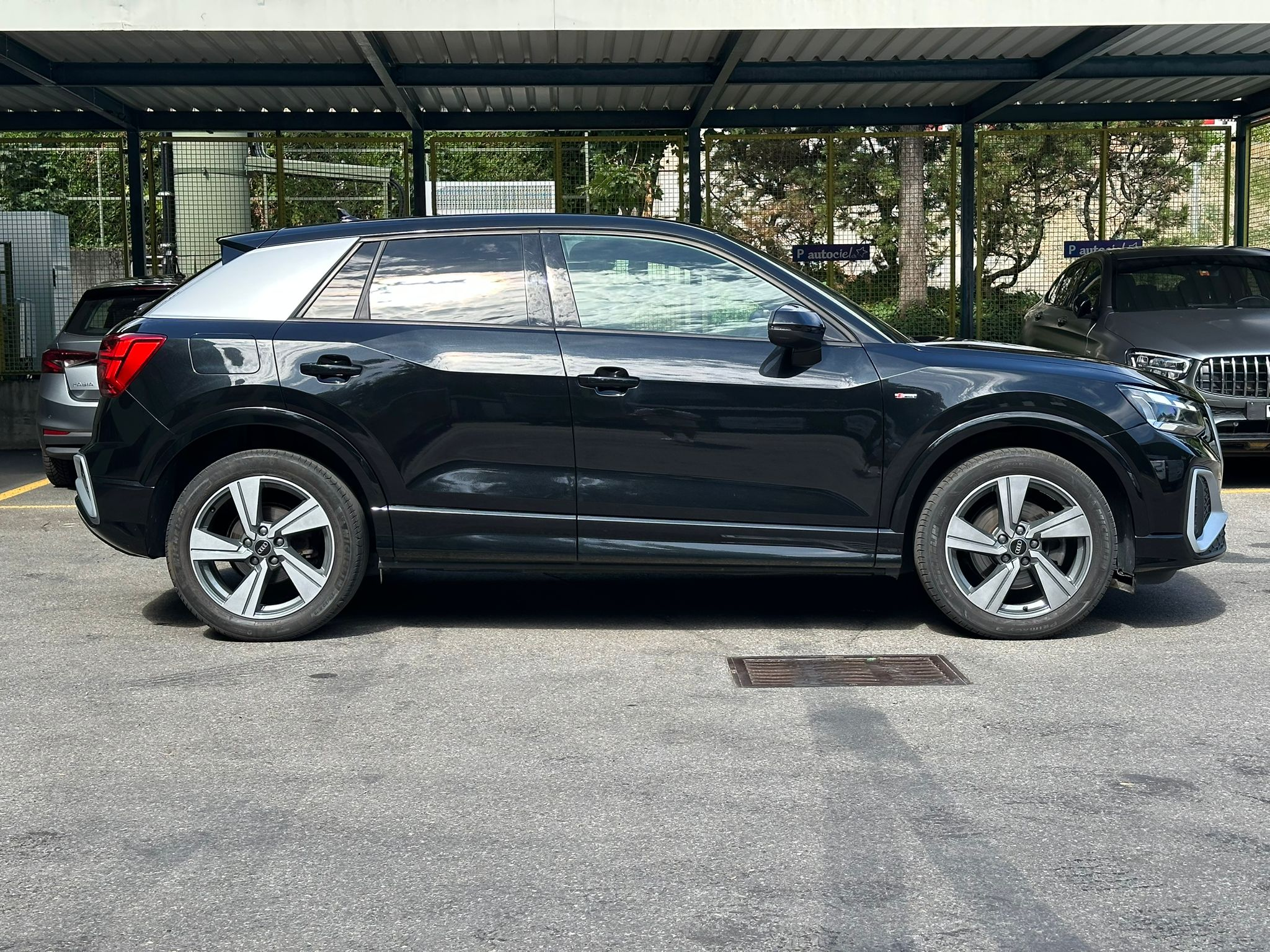 listing desktop thumbnail image 5