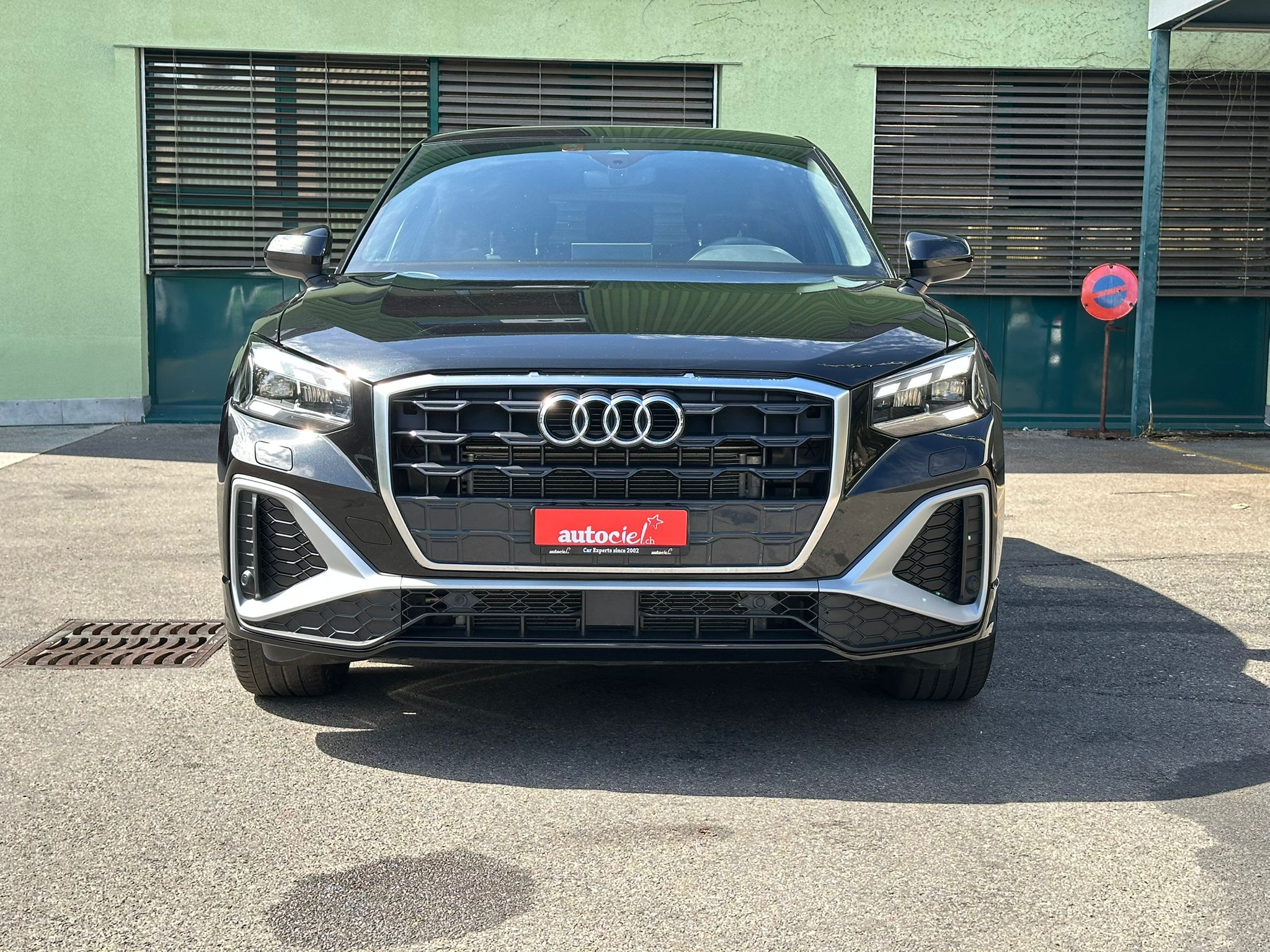 listing desktop thumbnail image 7