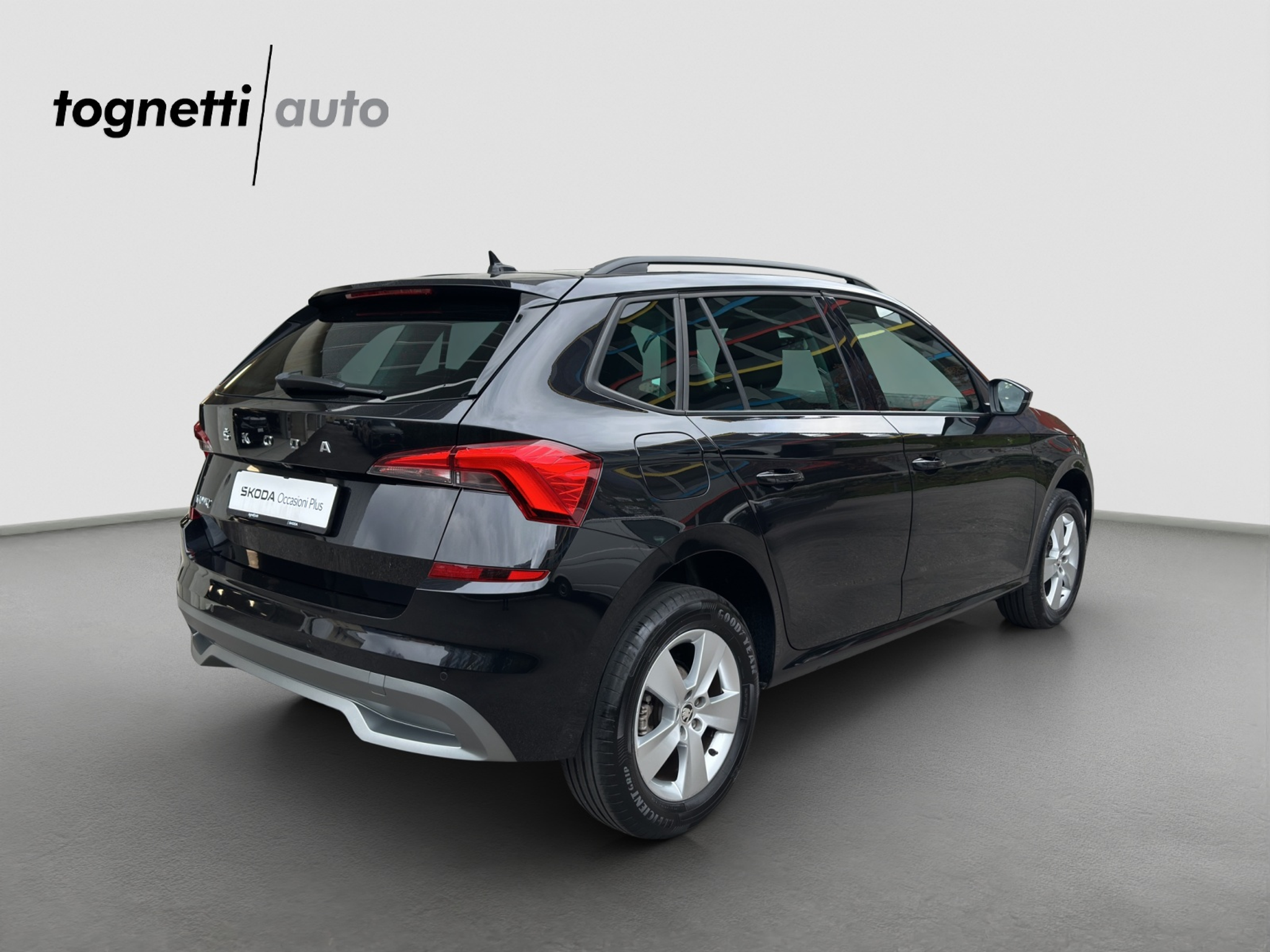 listing desktop thumbnail image 3