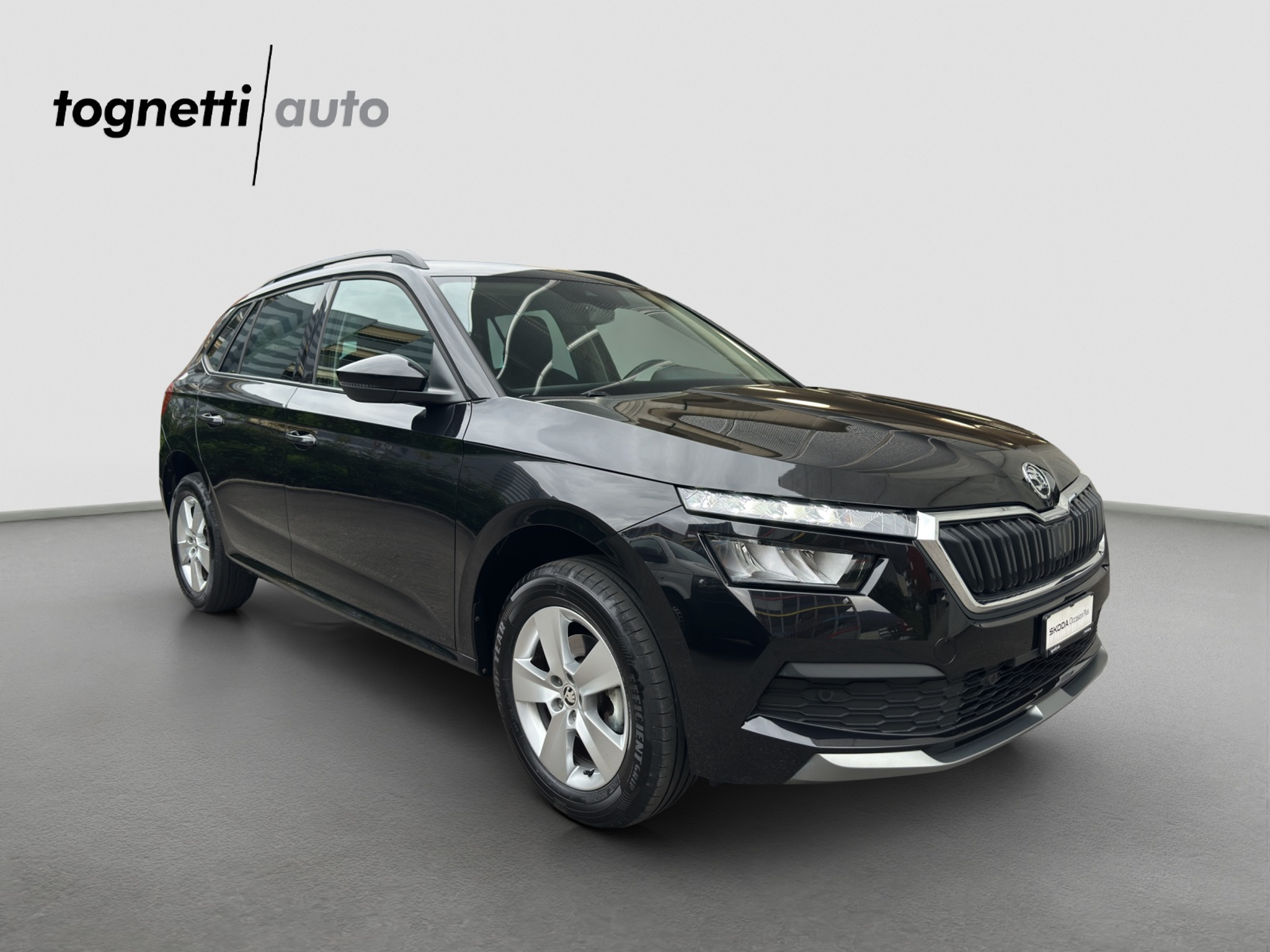 listing desktop thumbnail image 1