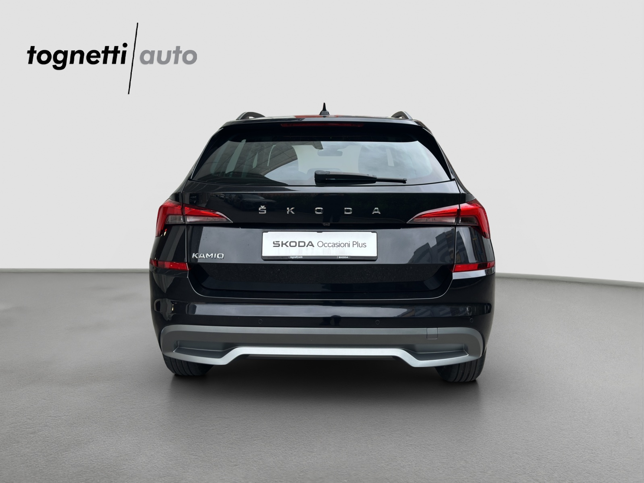 listing desktop thumbnail image 5