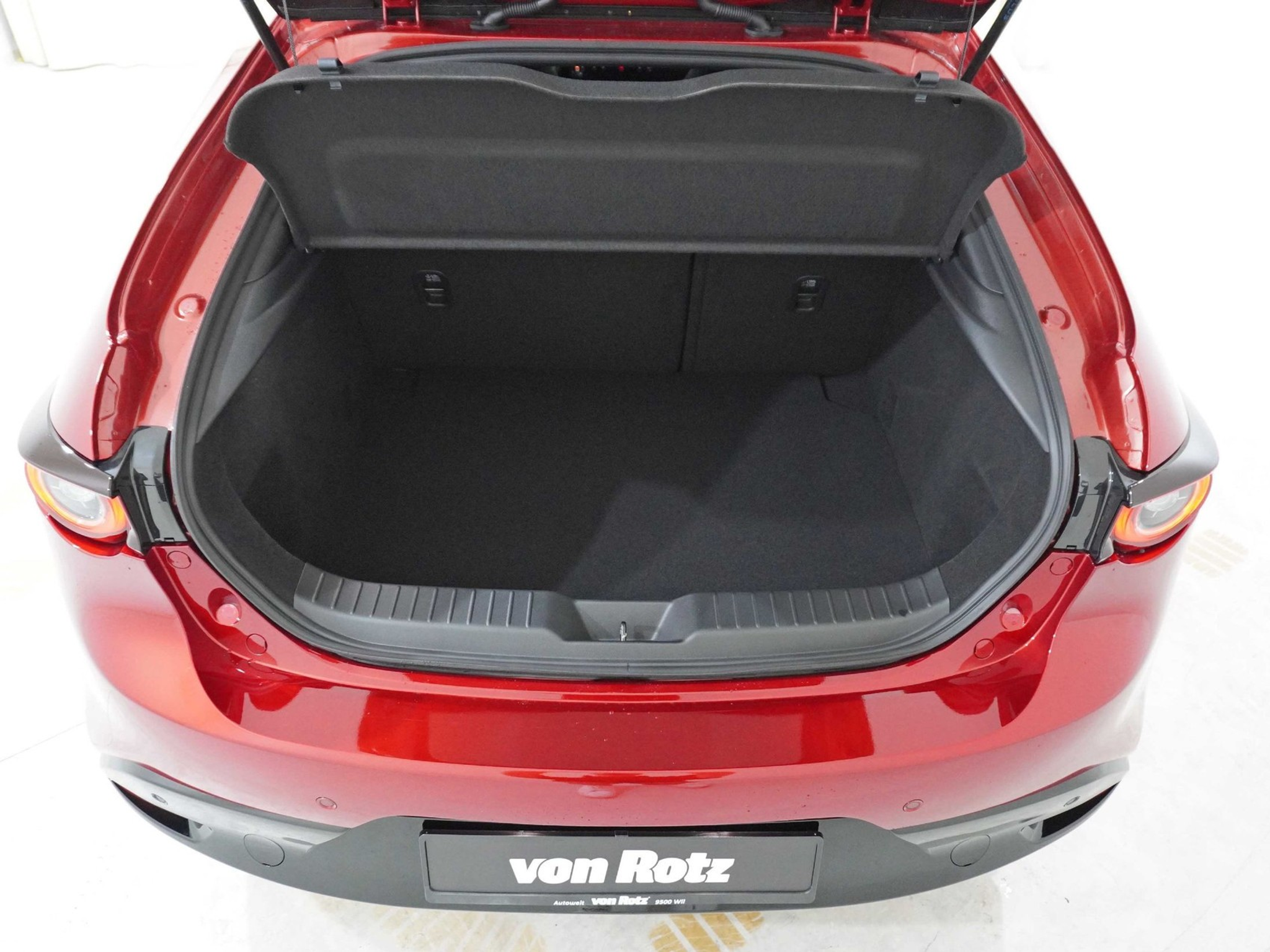 listing desktop thumbnail image 17