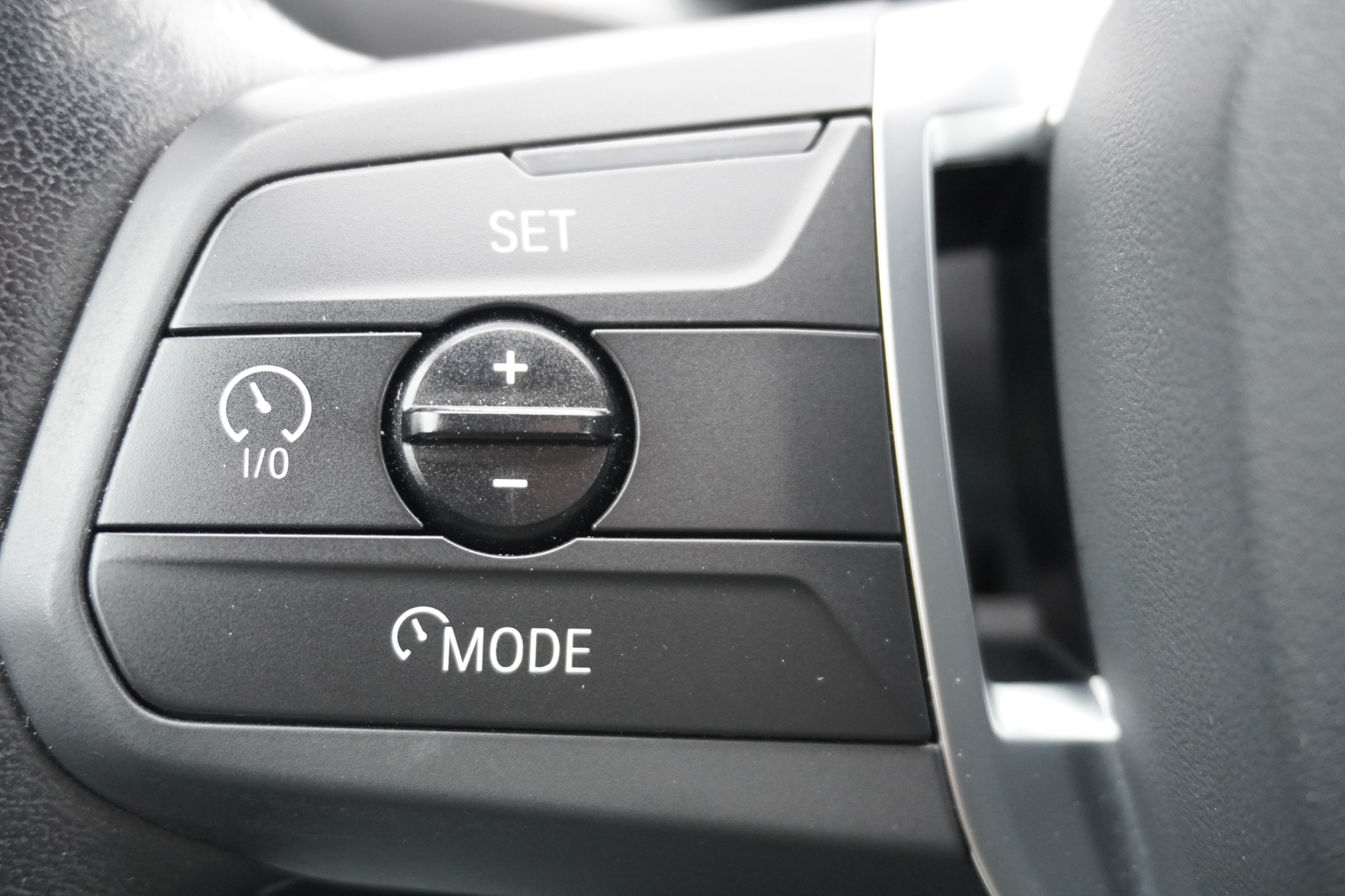 listing desktop thumbnail image 30