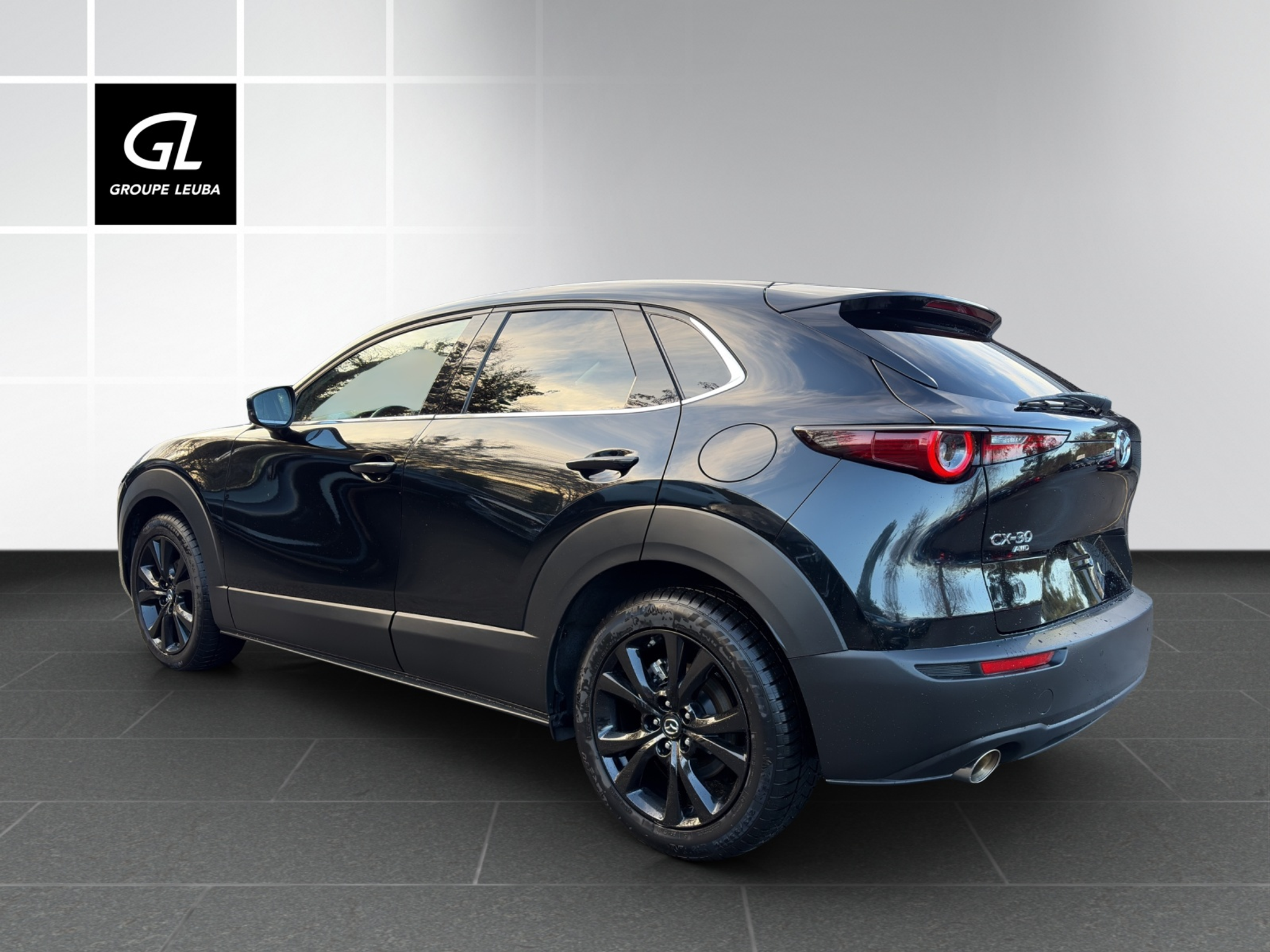 listing desktop thumbnail image 2