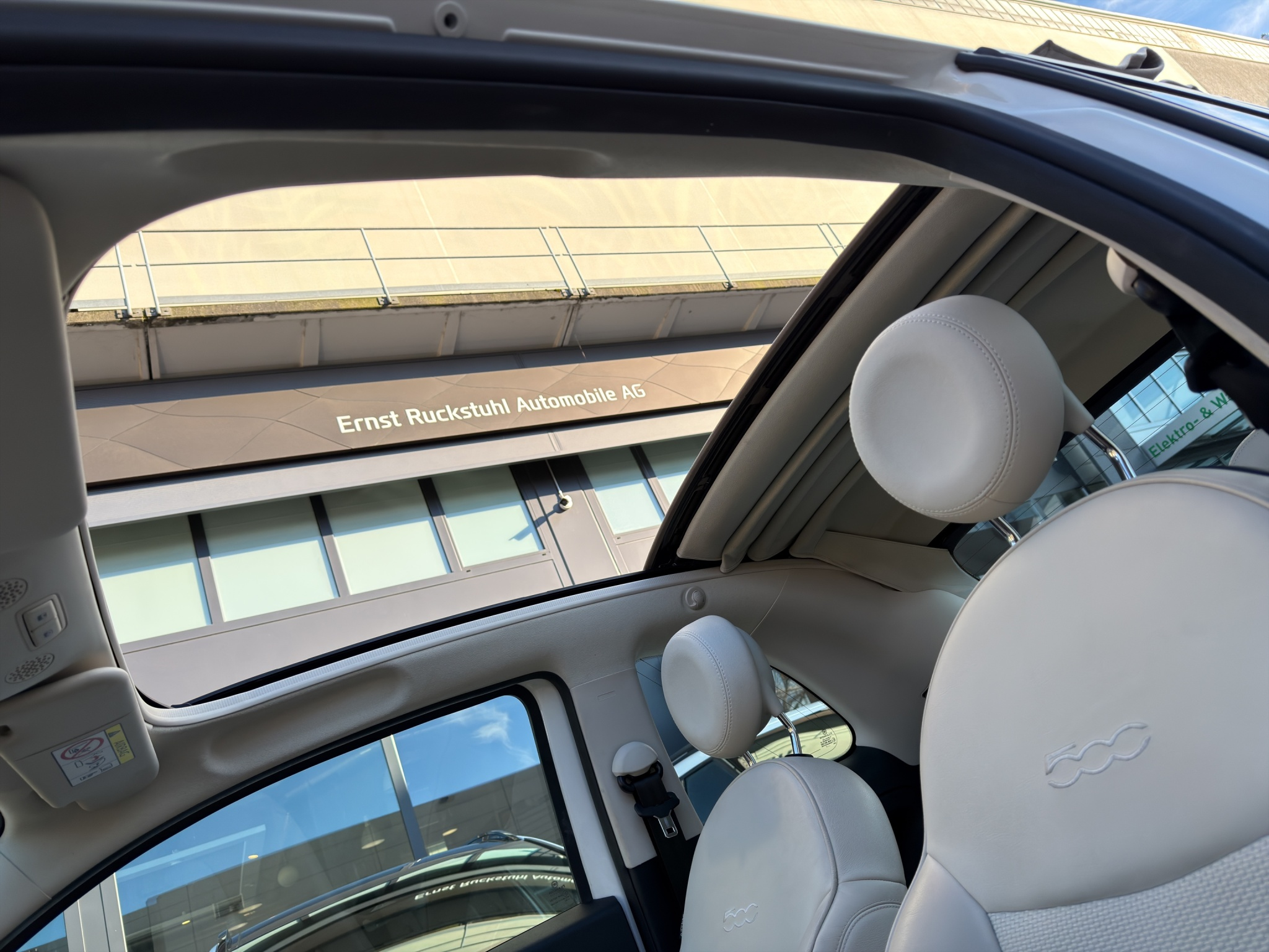 listing desktop thumbnail image 8