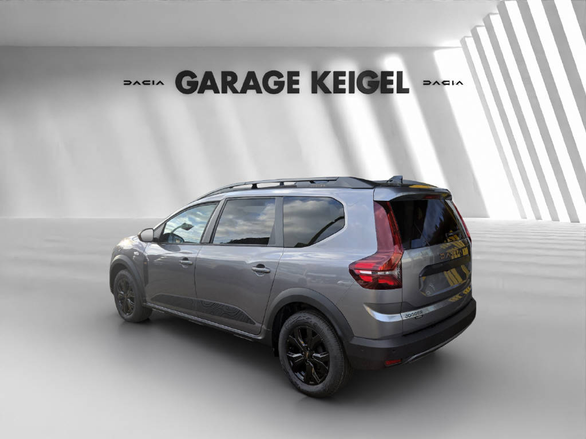 listing desktop thumbnail image 2