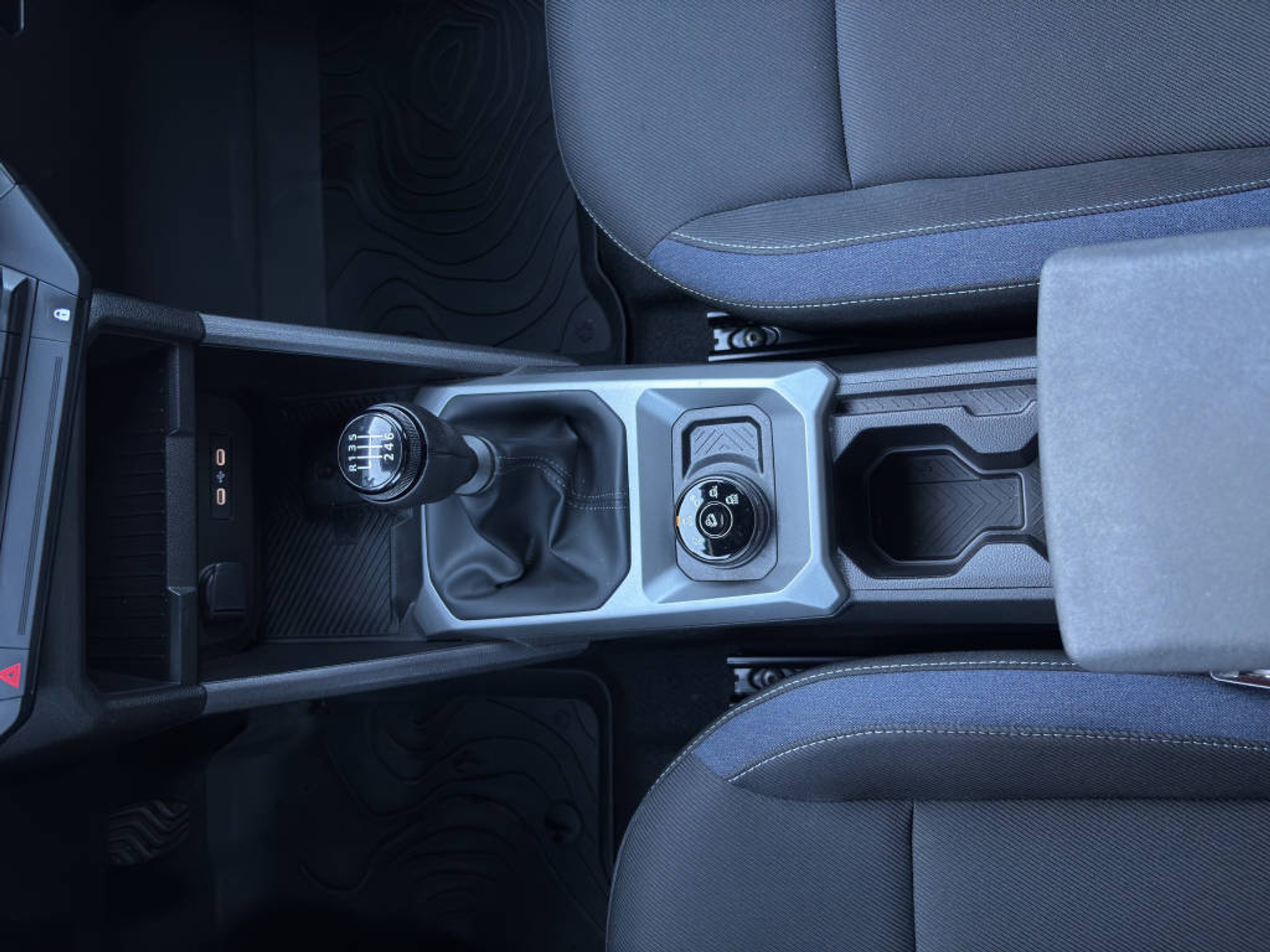 listing desktop thumbnail image 12