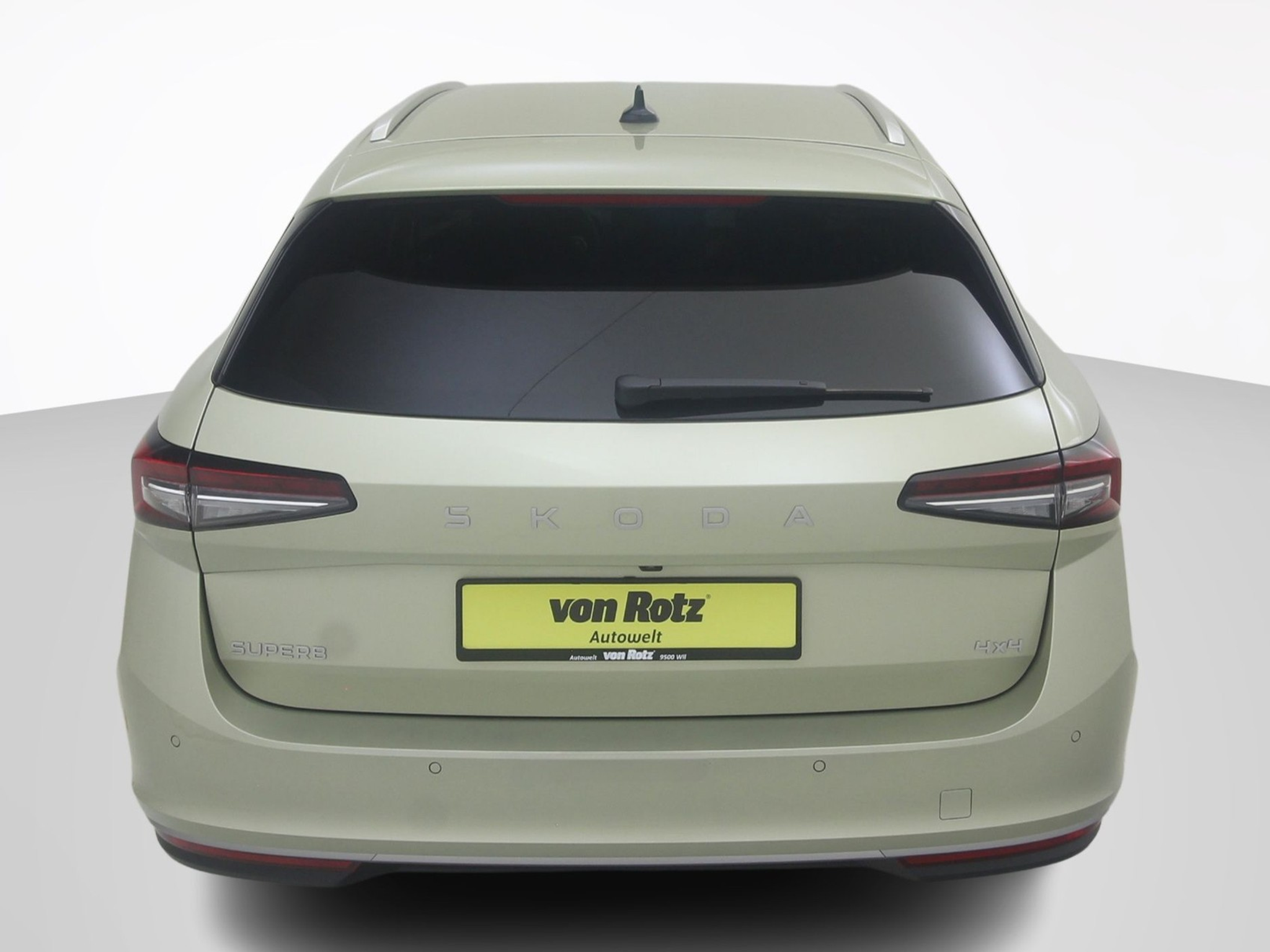 listing desktop thumbnail image 3