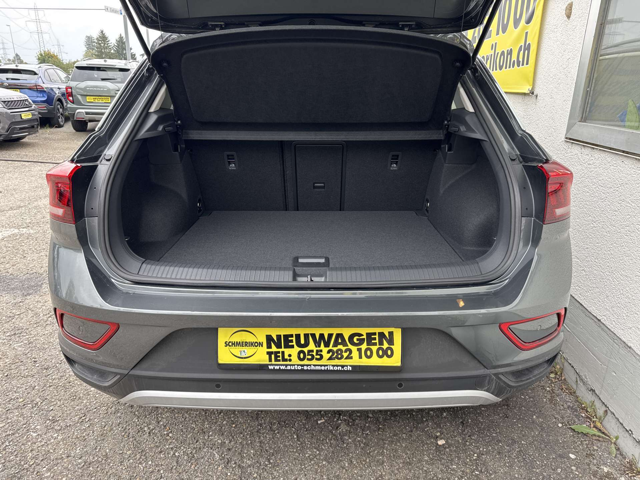 listing desktop thumbnail image 8