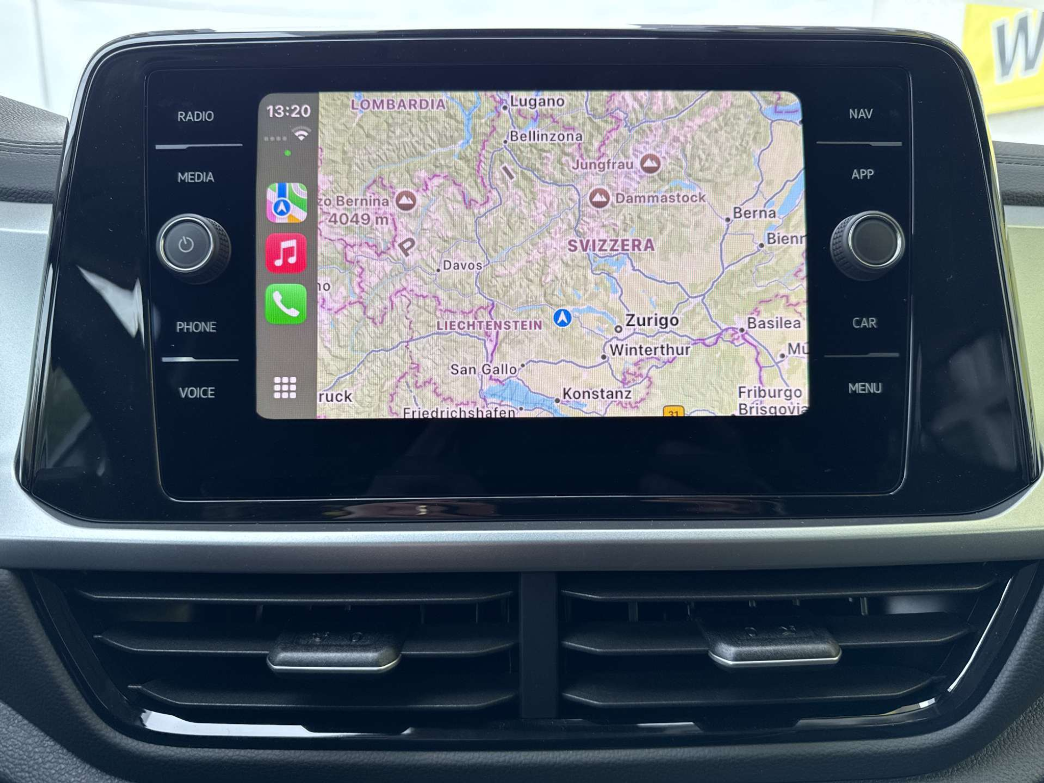 listing desktop thumbnail image 1