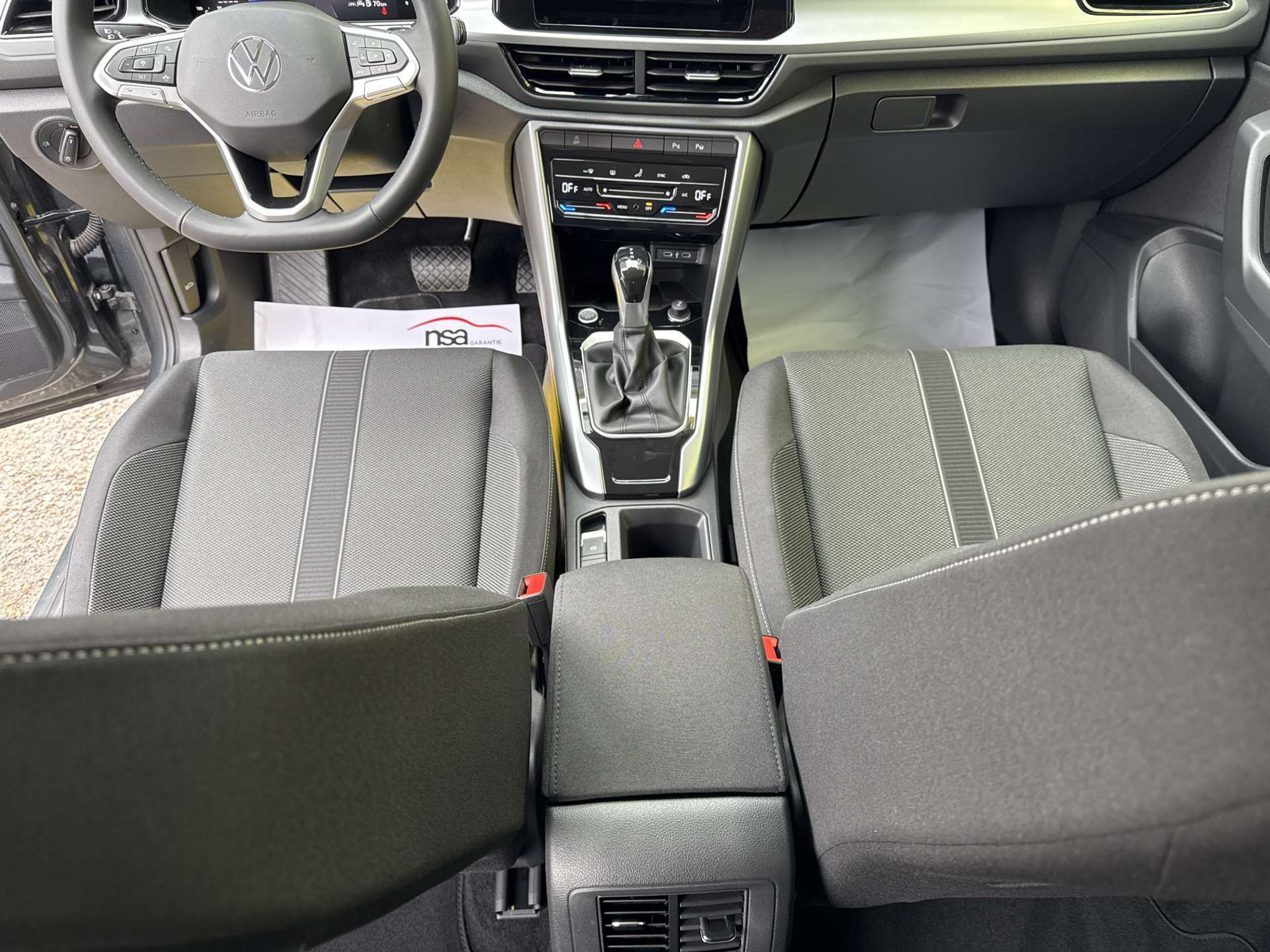 listing desktop thumbnail image 13