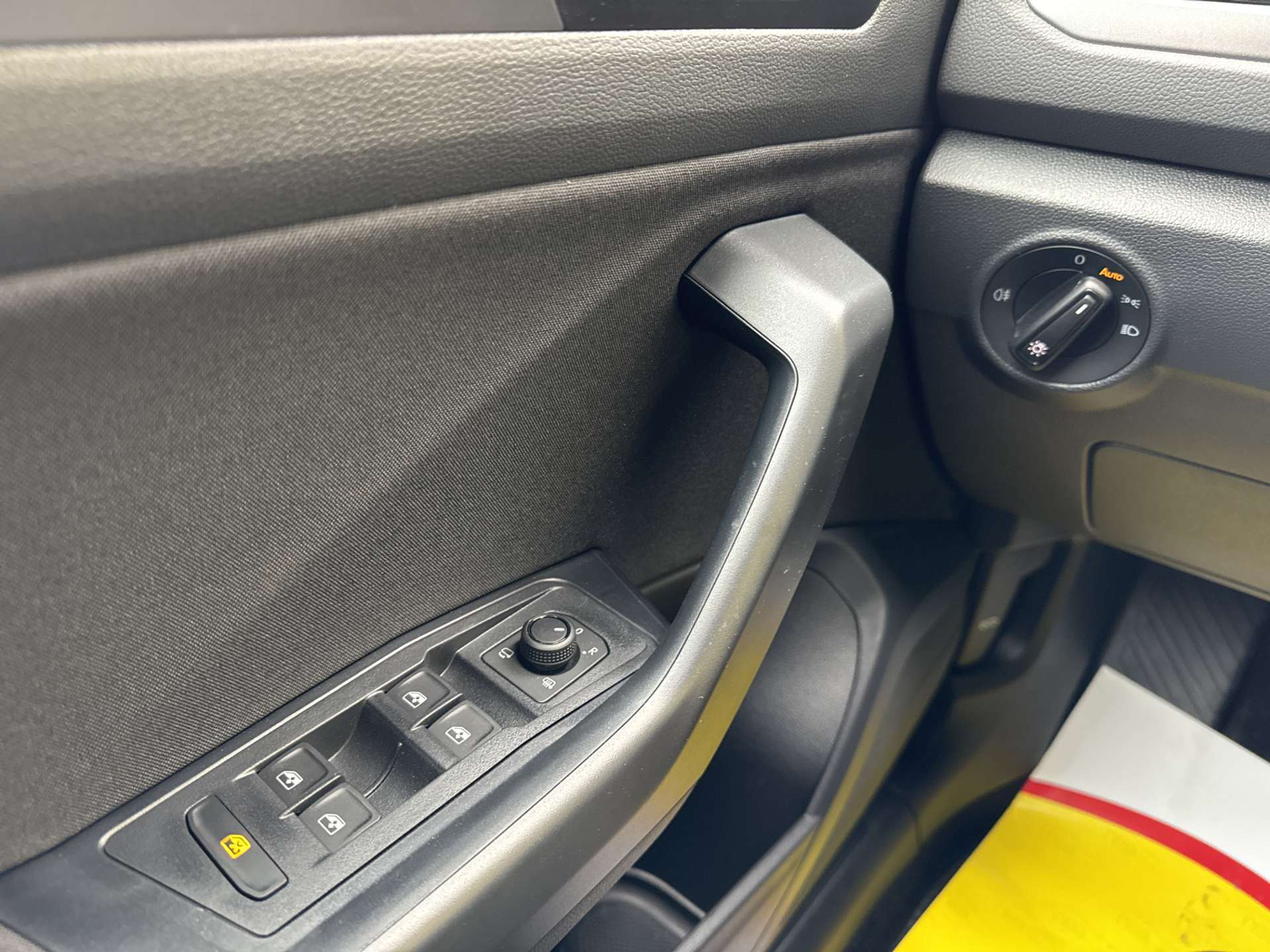 listing desktop thumbnail image 15