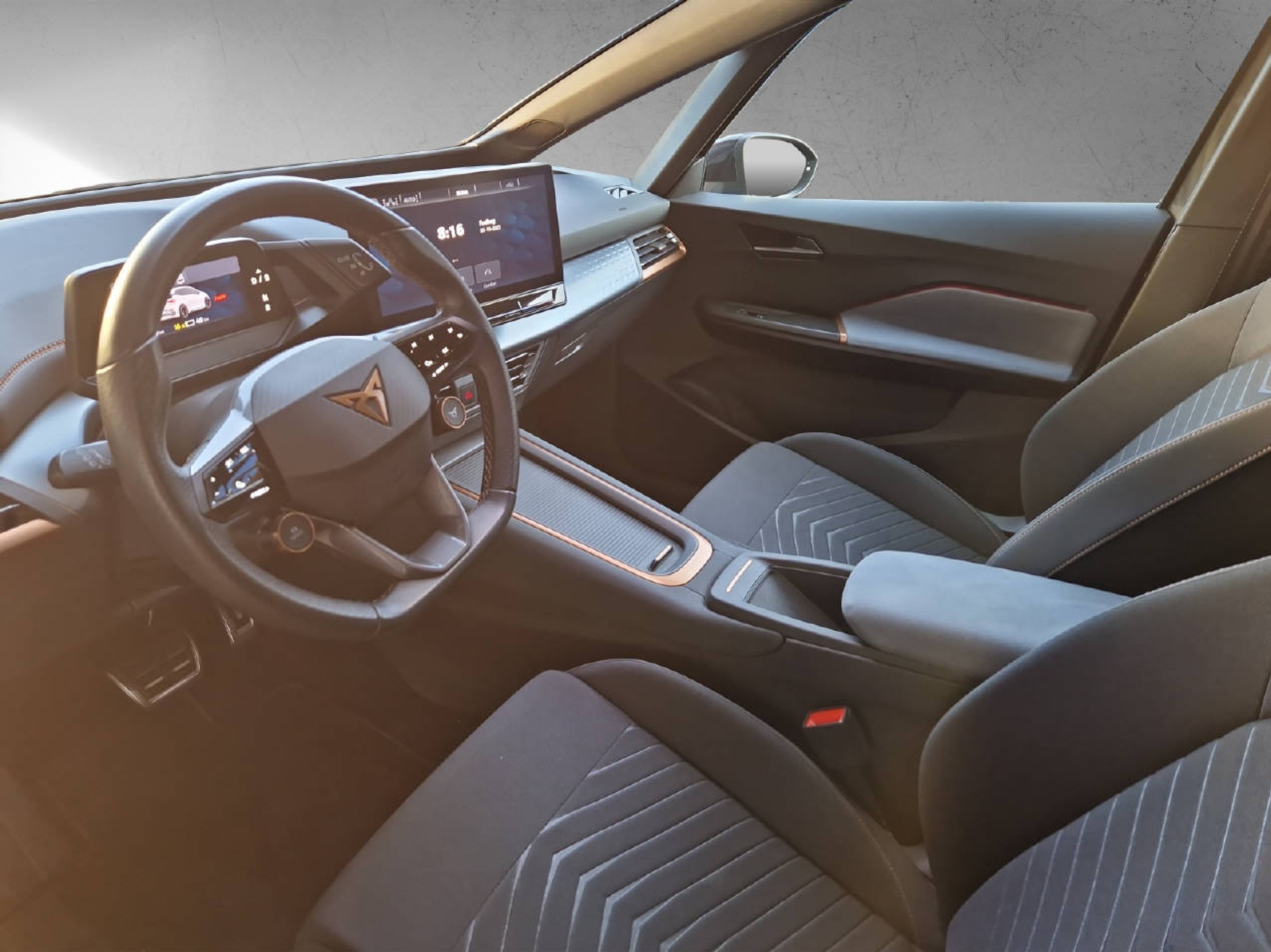 listing desktop thumbnail image 5