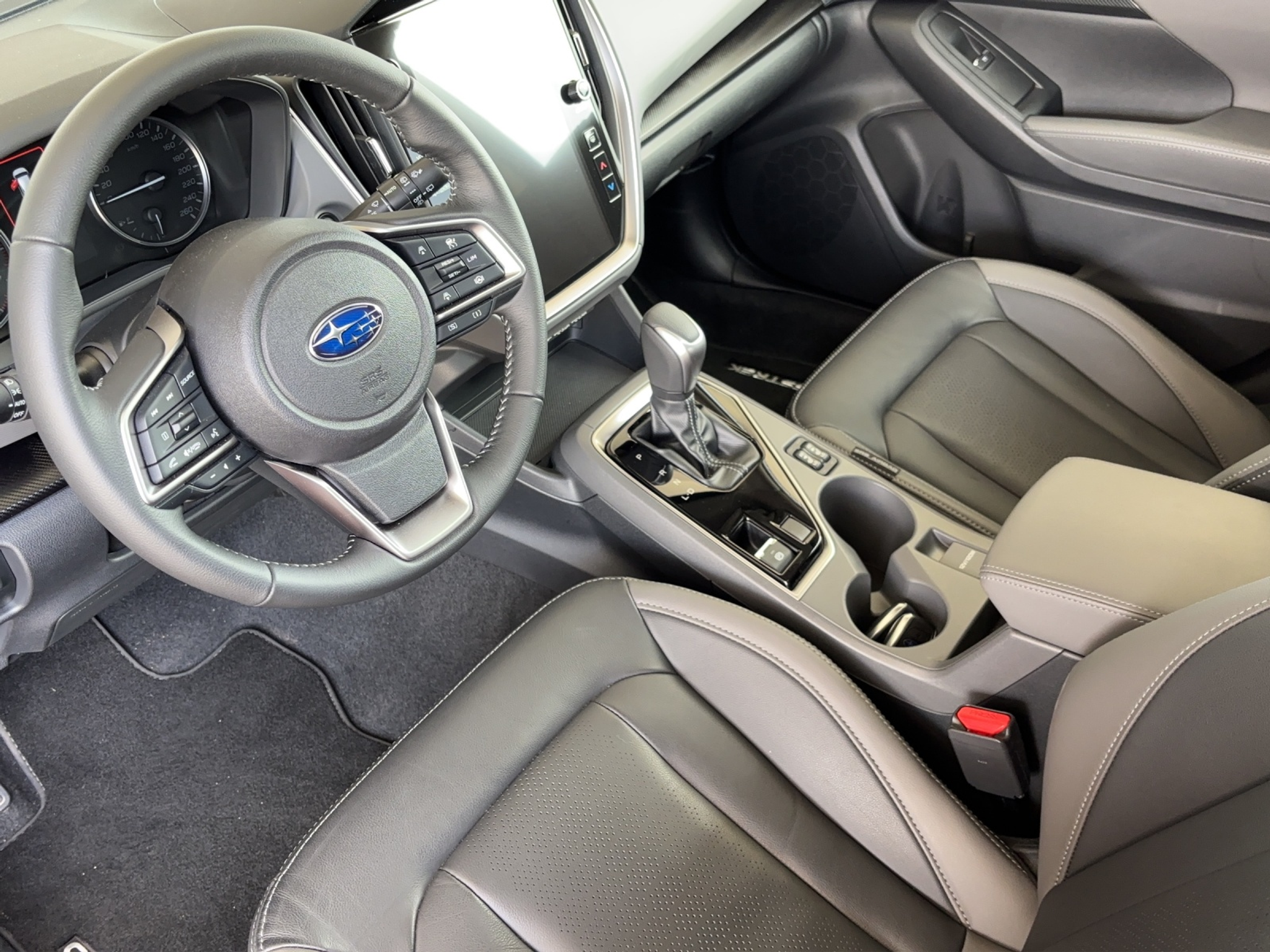 listing desktop thumbnail image 8