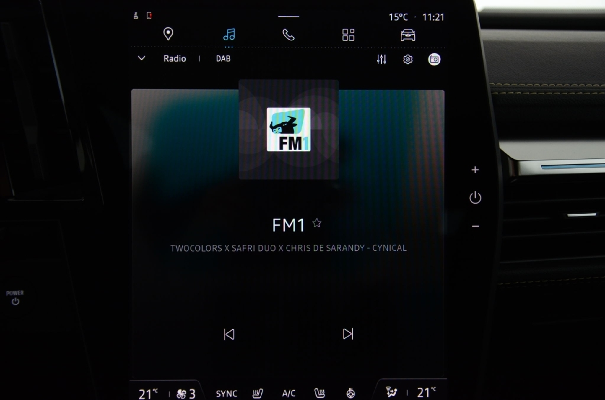 listing desktop thumbnail image 19