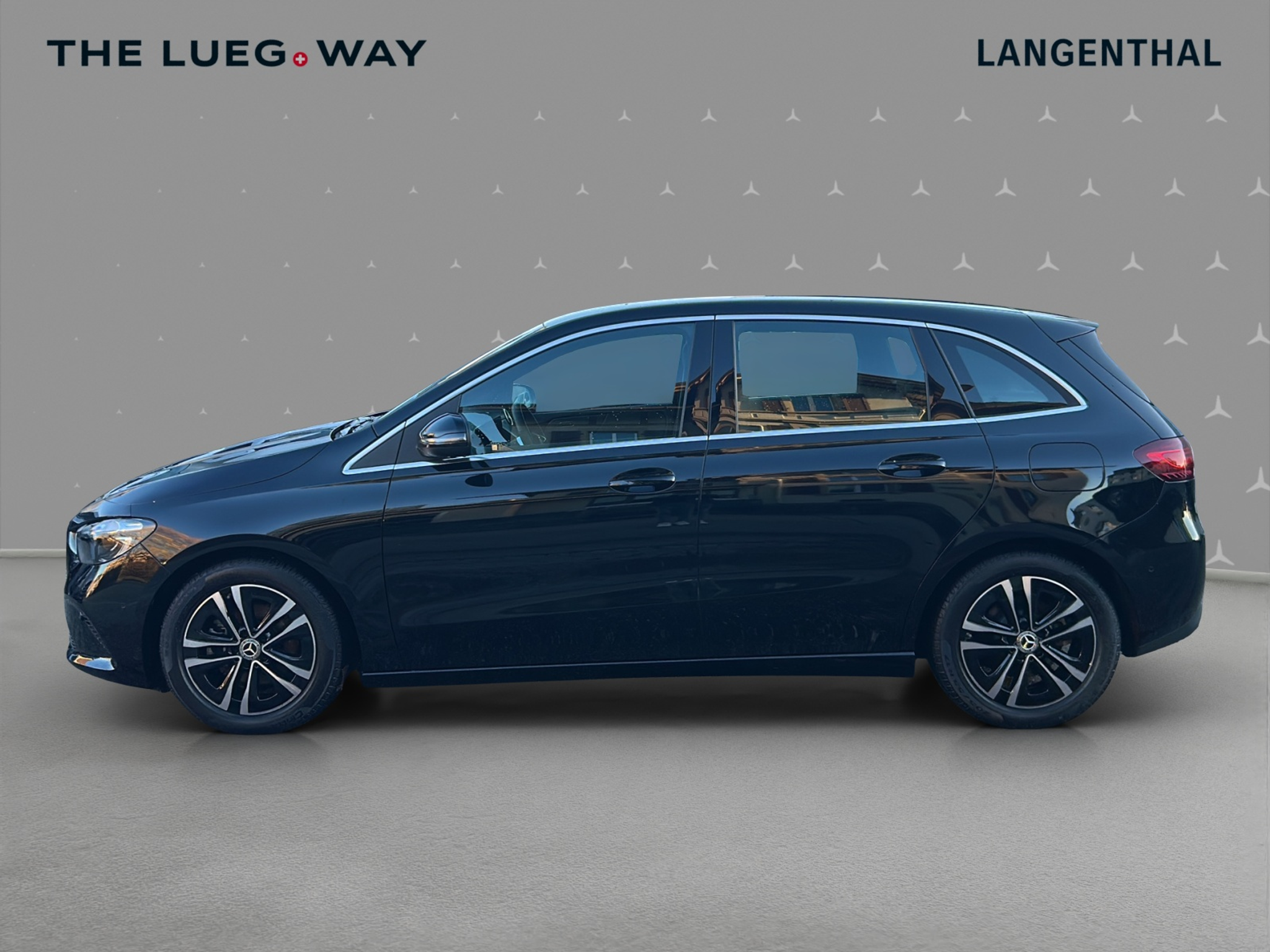 listing desktop thumbnail image 3